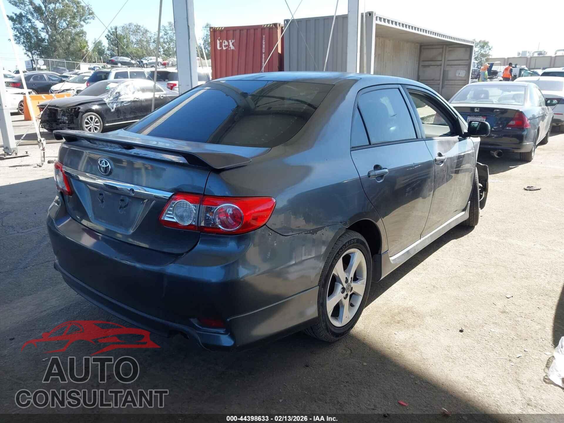 TOYOTA COROLLA 2013 - 5YFBU4EE2DP205890