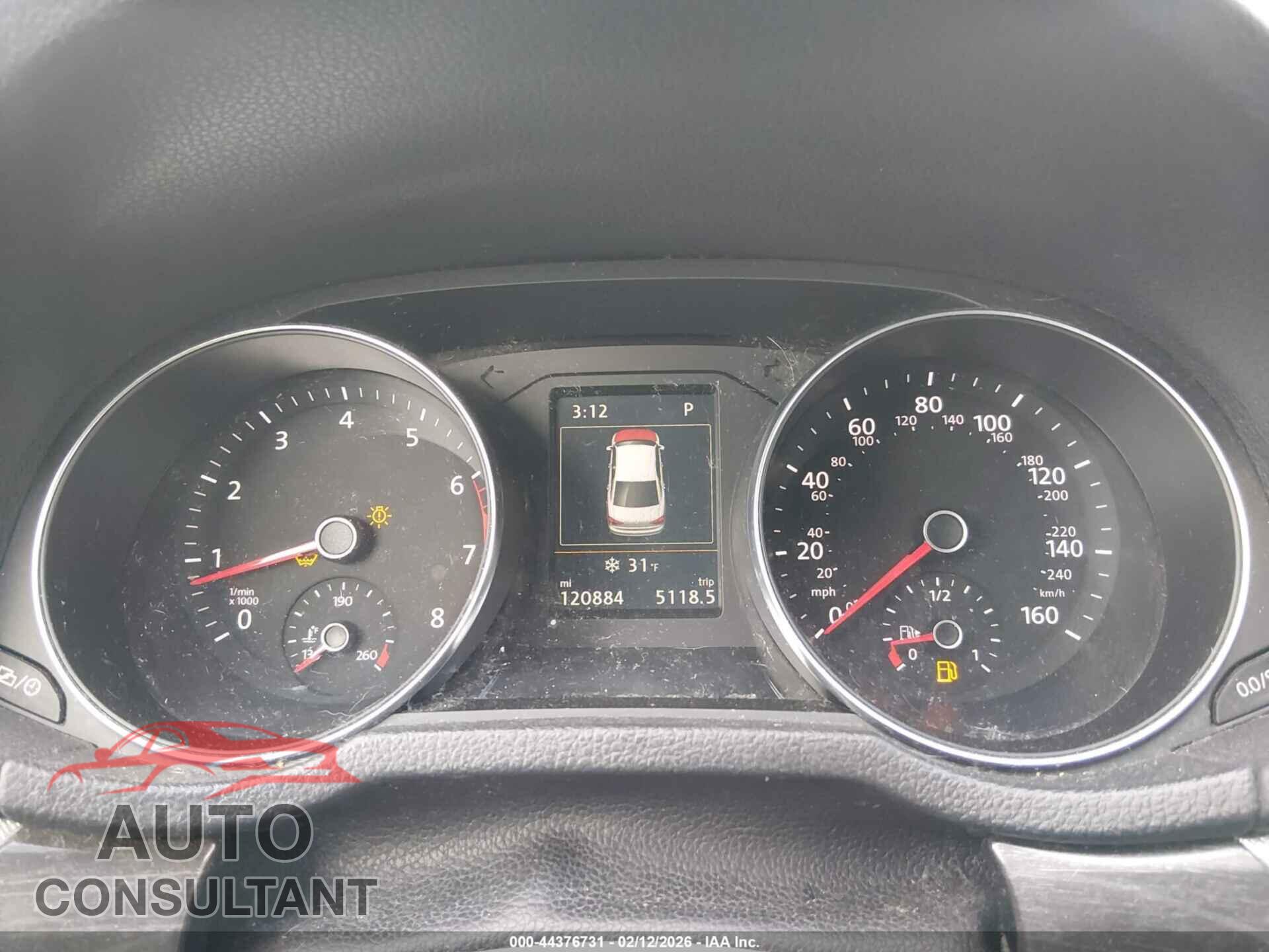 VOLKSWAGEN PASSAT 2017 - 1VWCT7A37HC074416
