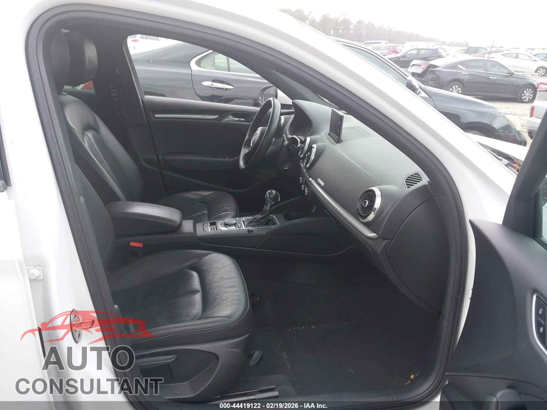 AUDI A3 2017 - WAUAUGFF1H1033833