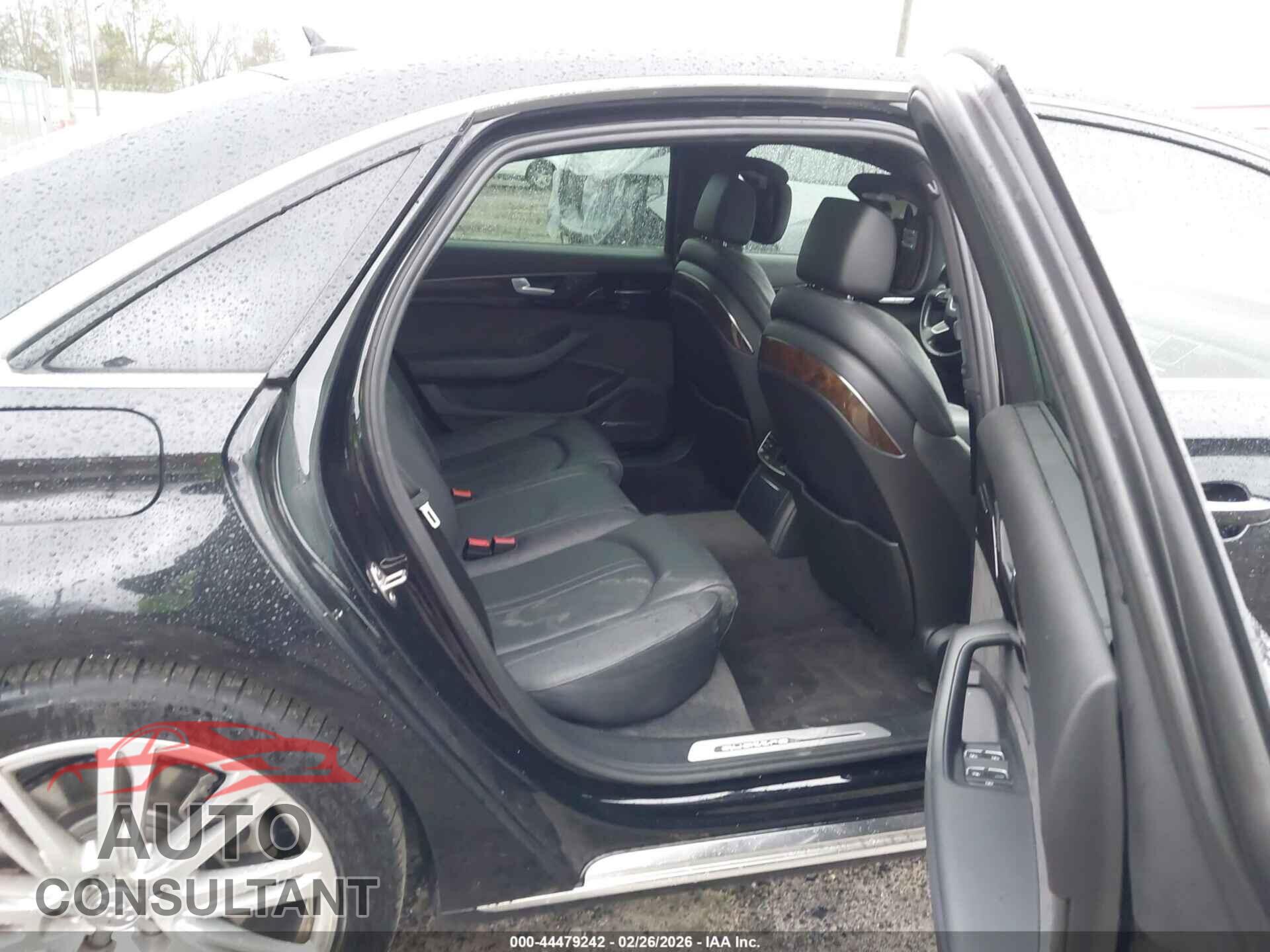 AUDI A8 L 2016 - WAU34AFD1GN010466