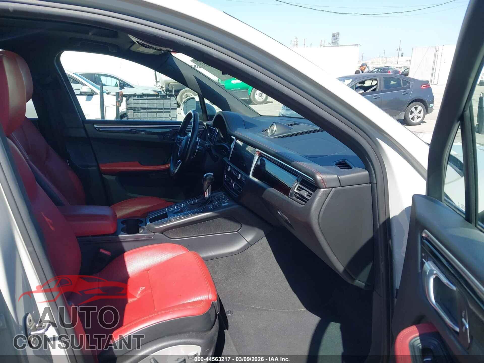 PORSCHE MACAN 2019 - WP1AA2A53KLB01461
