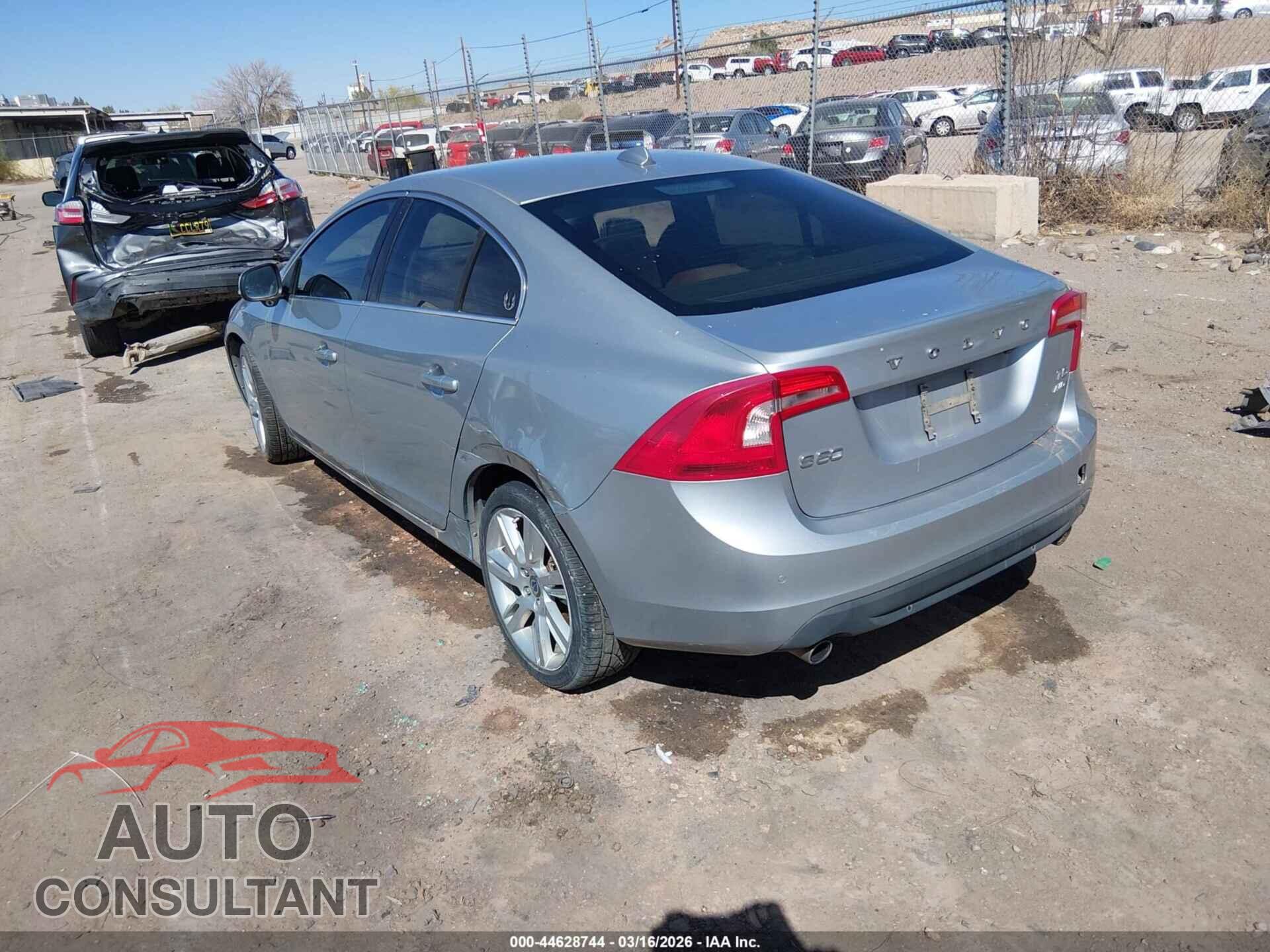 VOLVO S60 2011 - YV1902FH3B2010166