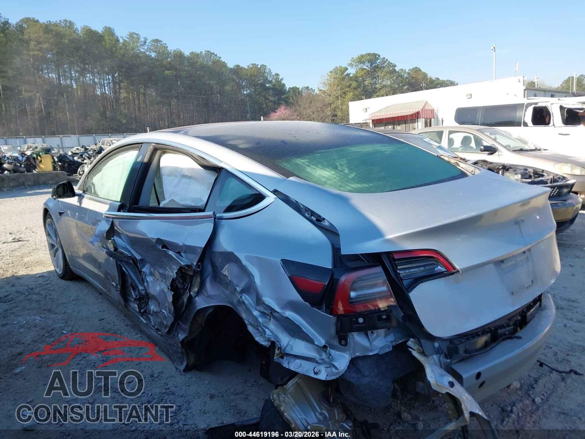 TESLA MODEL 3 2018 - 5YJ3E1EA6JF098833