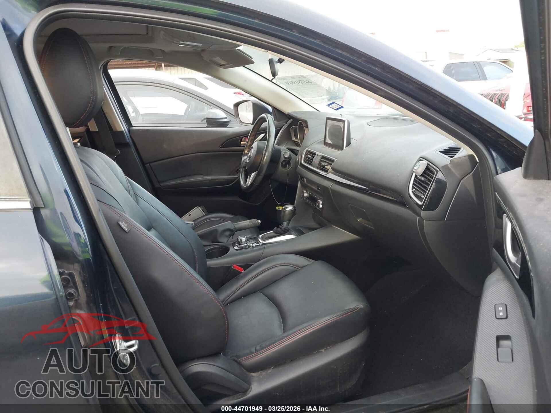 MAZDA MAZDA3 2015 - JM1BM1M76F1221213