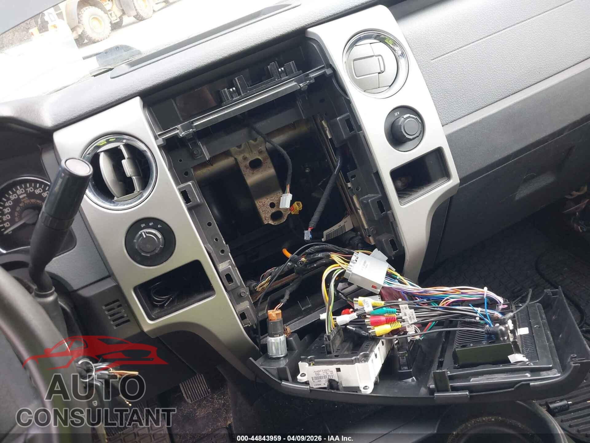 FORD F-150 2012 - 1FTFX1EF2CFD04411
