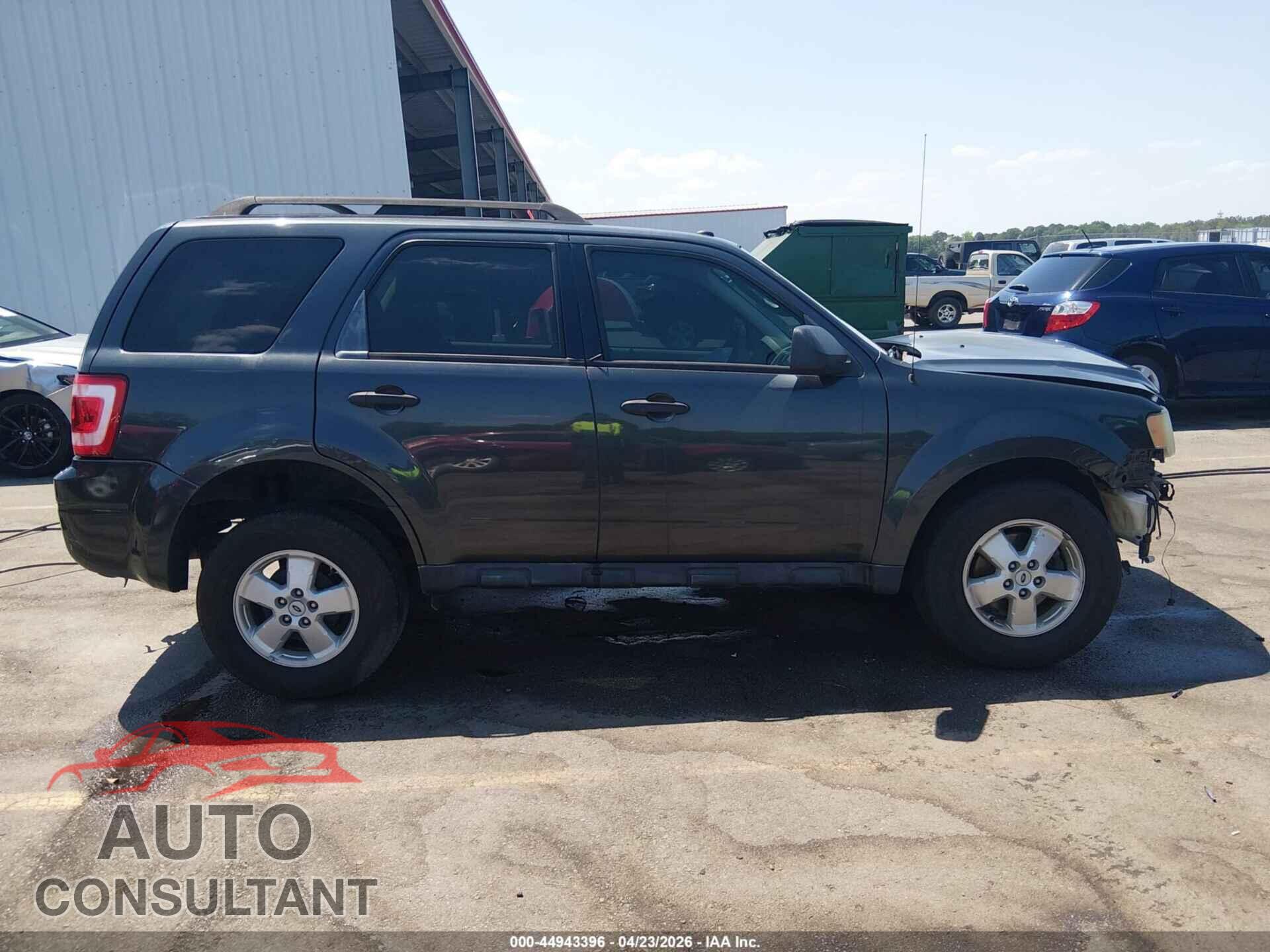 FORD ESCAPE 2009 - 1FMCU03779KC30898