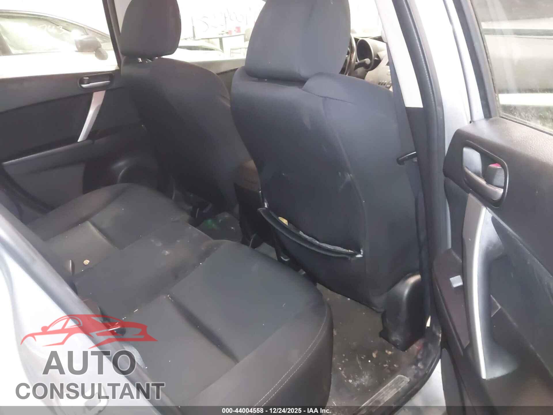 MAZDA MAZDA3 2011 - JM1BL1U55B1480643