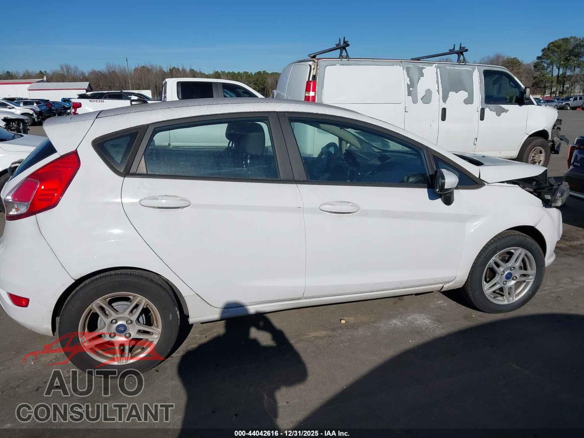 FORD FIESTA 2017 - 3FADP4EJ3HM110609