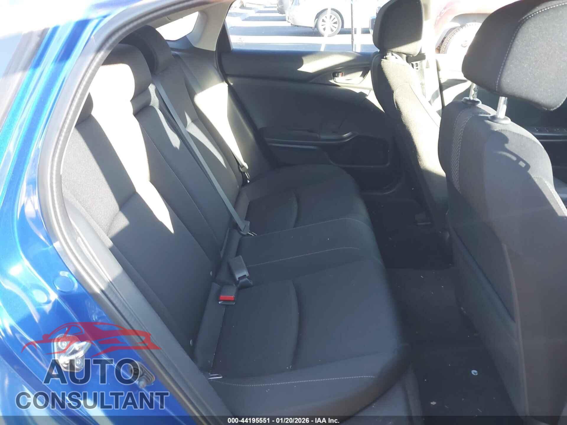 HONDA CIVIC 2018 - 2HGFC2F76JH557124
