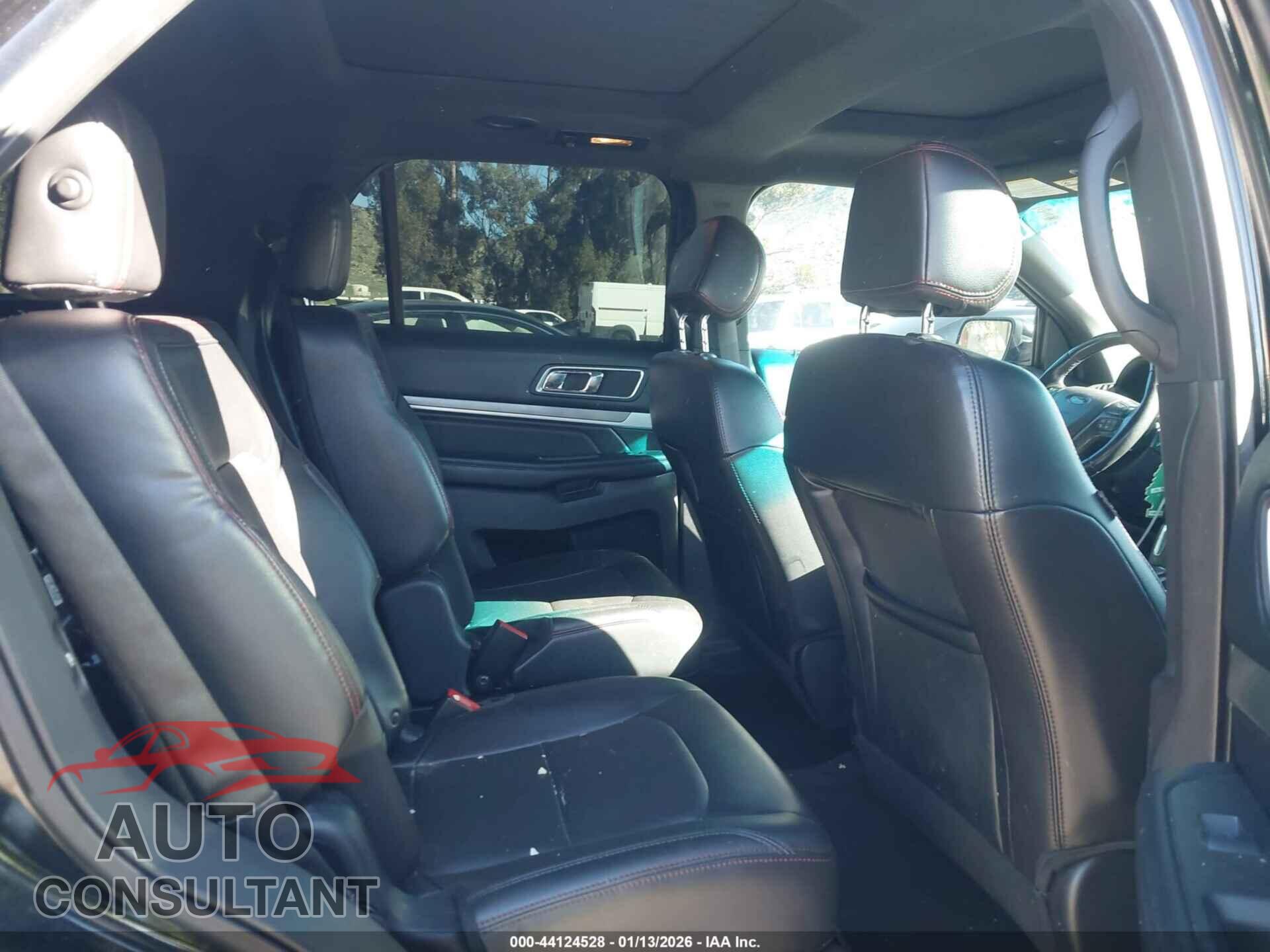FORD EXPLORER 2016 - 1FM5K8GT2GGA25929