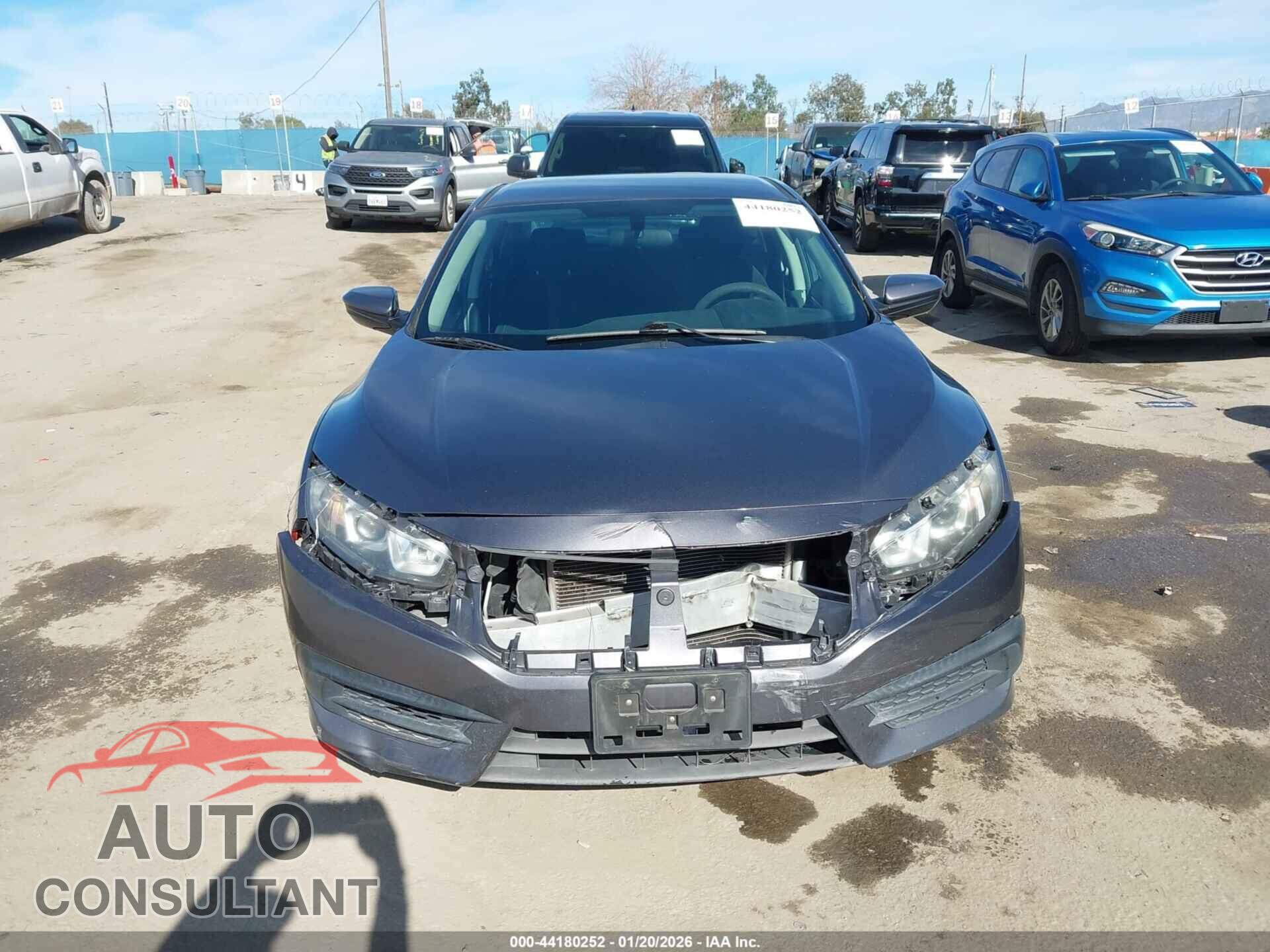 HONDA CIVIC 2017 - 2HGFC2F51HH528350