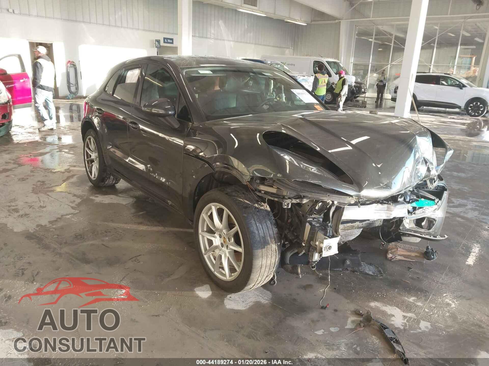 PORSCHE MACAN 2018 - WP1AA2A56JLB20617