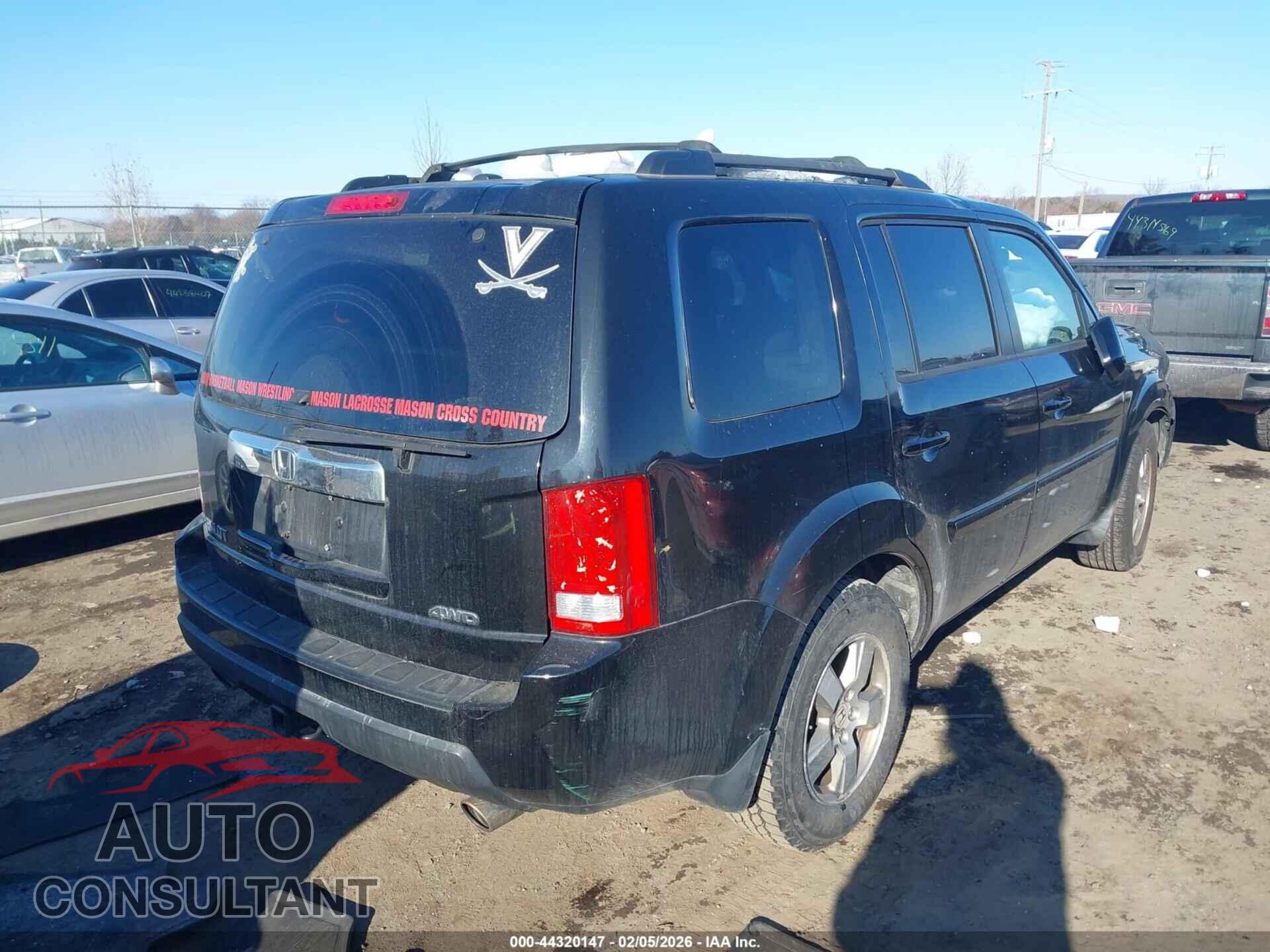 HONDA PILOT 2011 - 5FNYF4H71BB052140