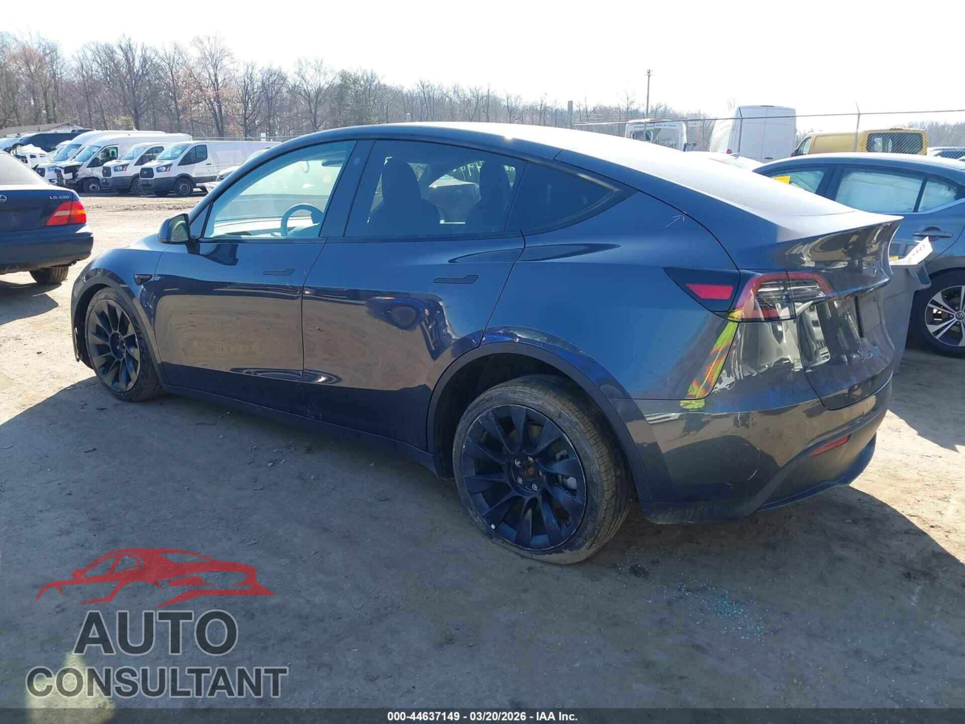 TESLA MODEL Y 2021 - 5YJYGAEE1MF287655