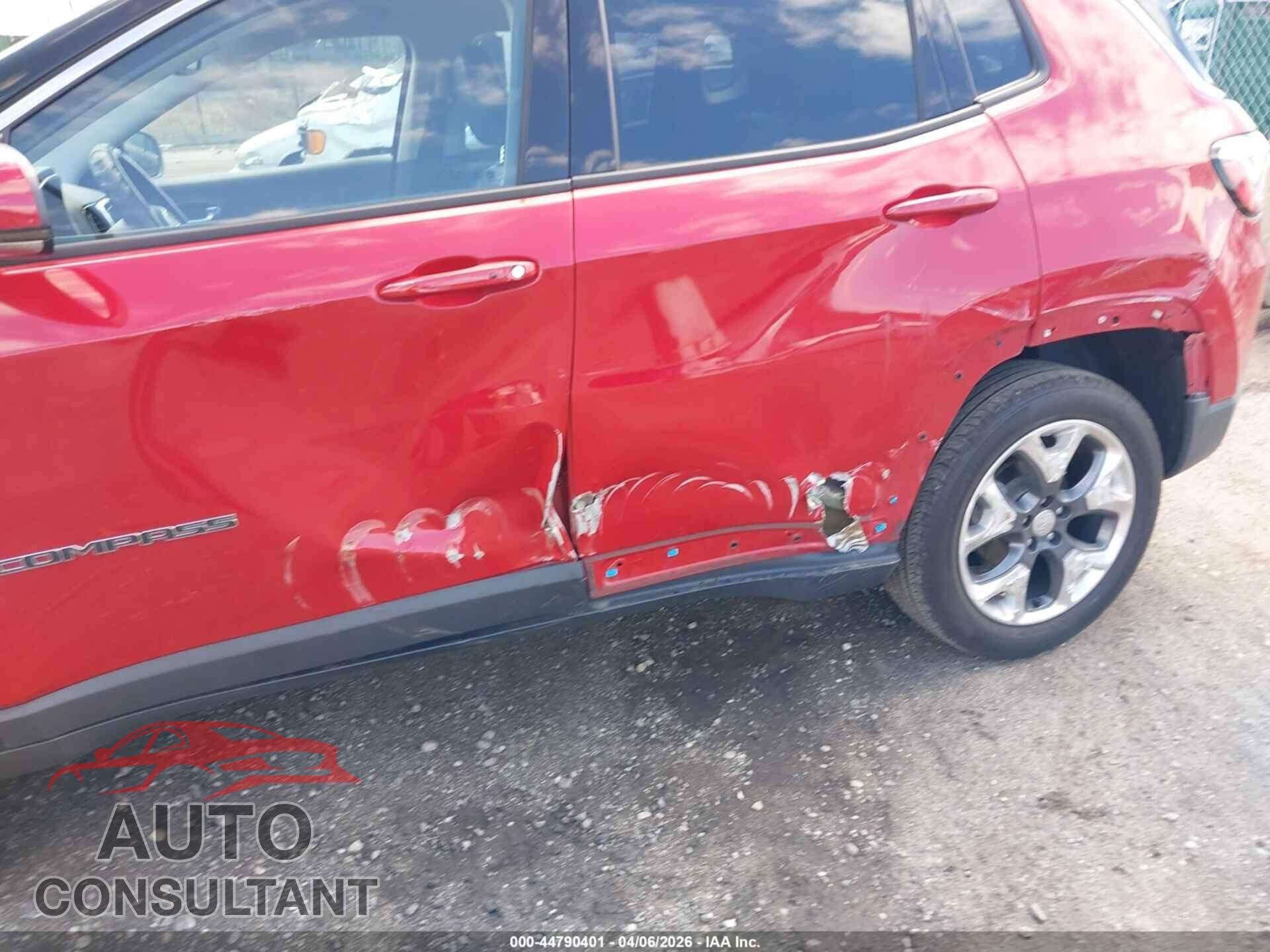 JEEP COMPASS 2018 - 3C4NJDCB2JT482689