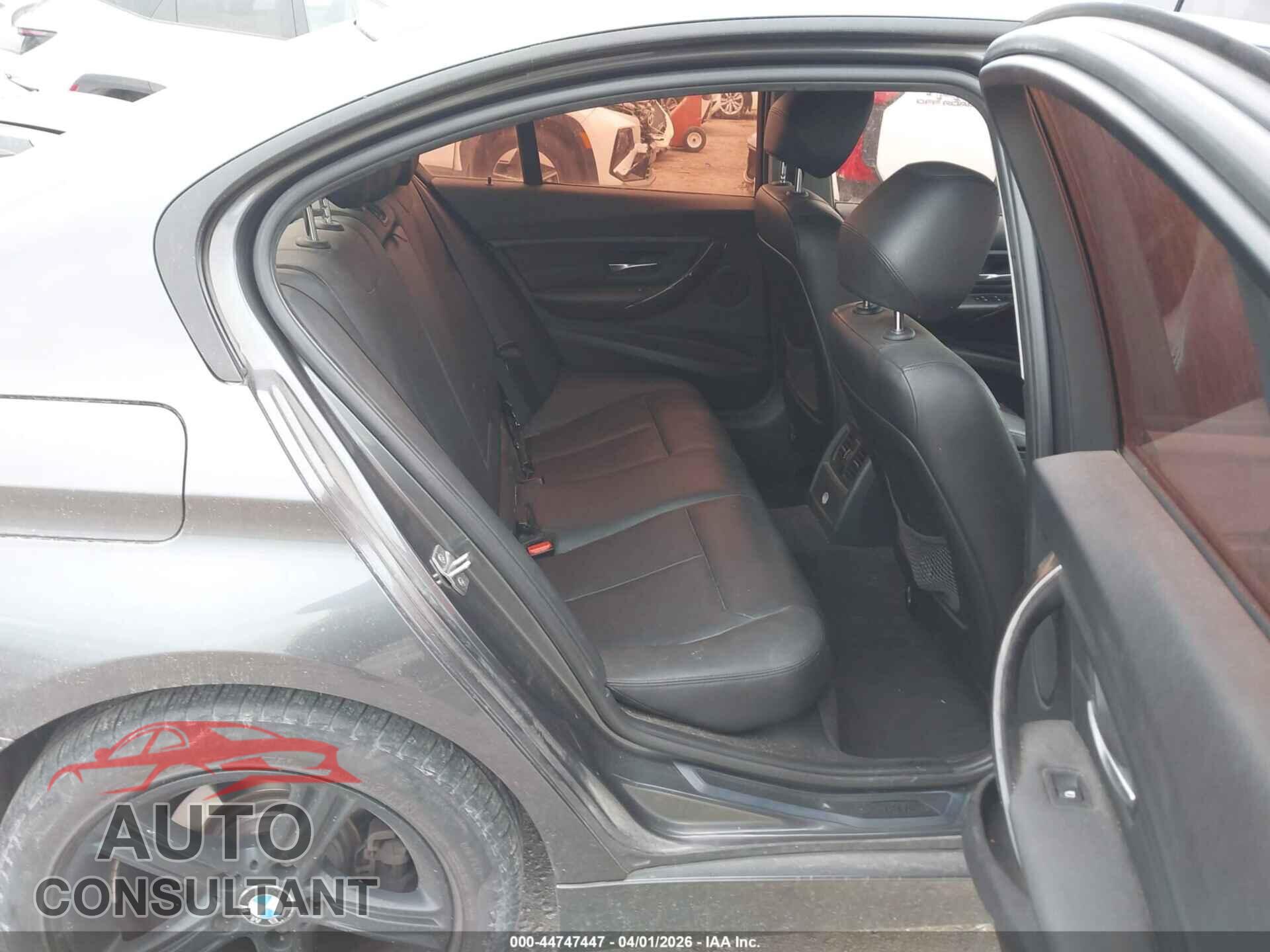 BMW 328I 2013 - WBA3A5C51DF352776