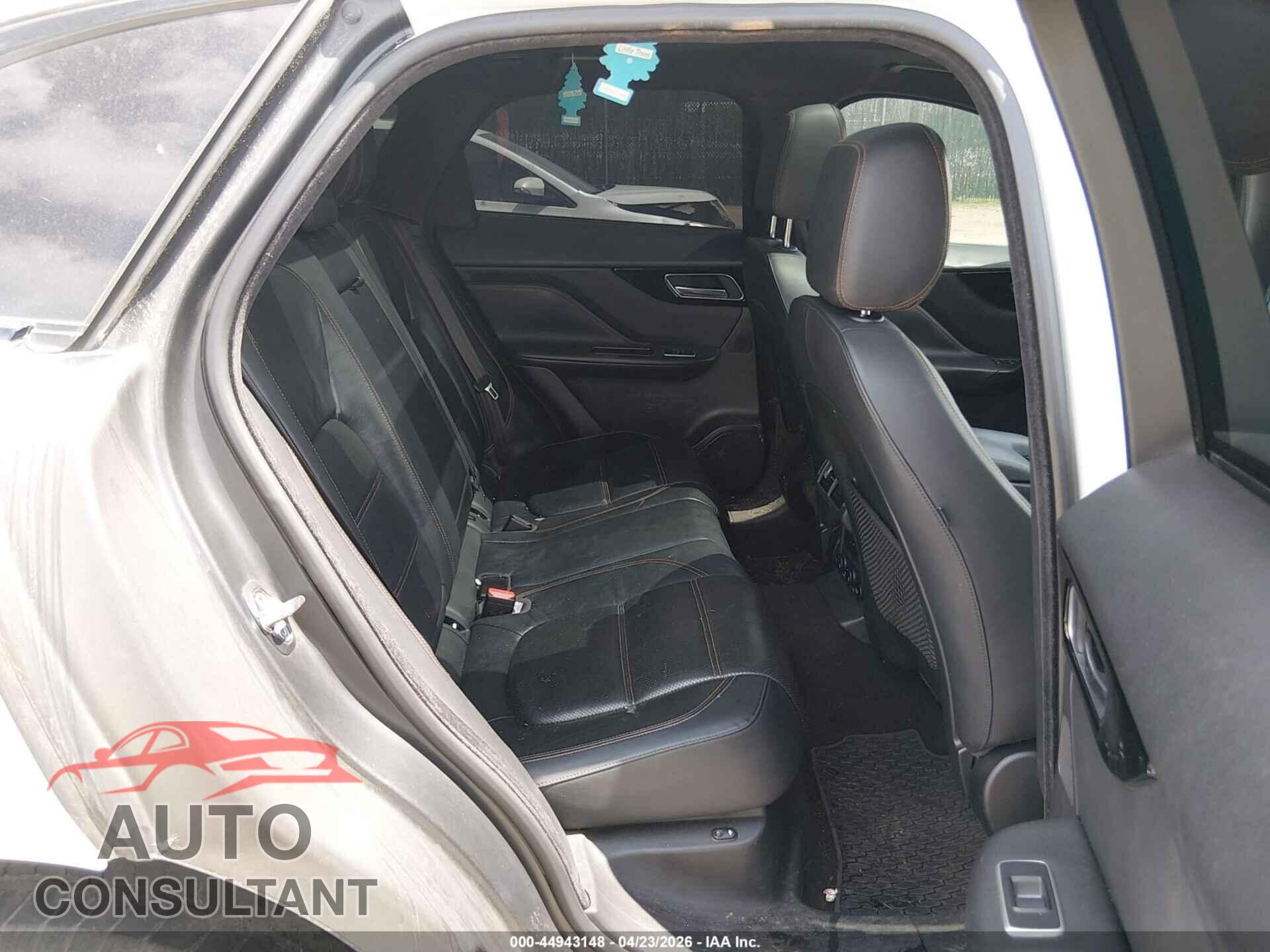 JAGUAR F-PACE 2017 - SADCK2BV6HA895273