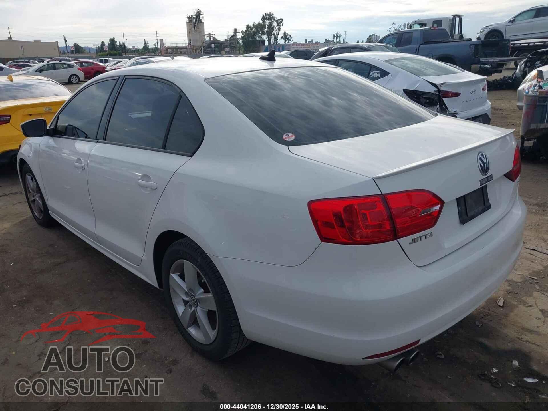 VOLKSWAGEN JETTA 2012 - 3VWLL7AJ6CM375961