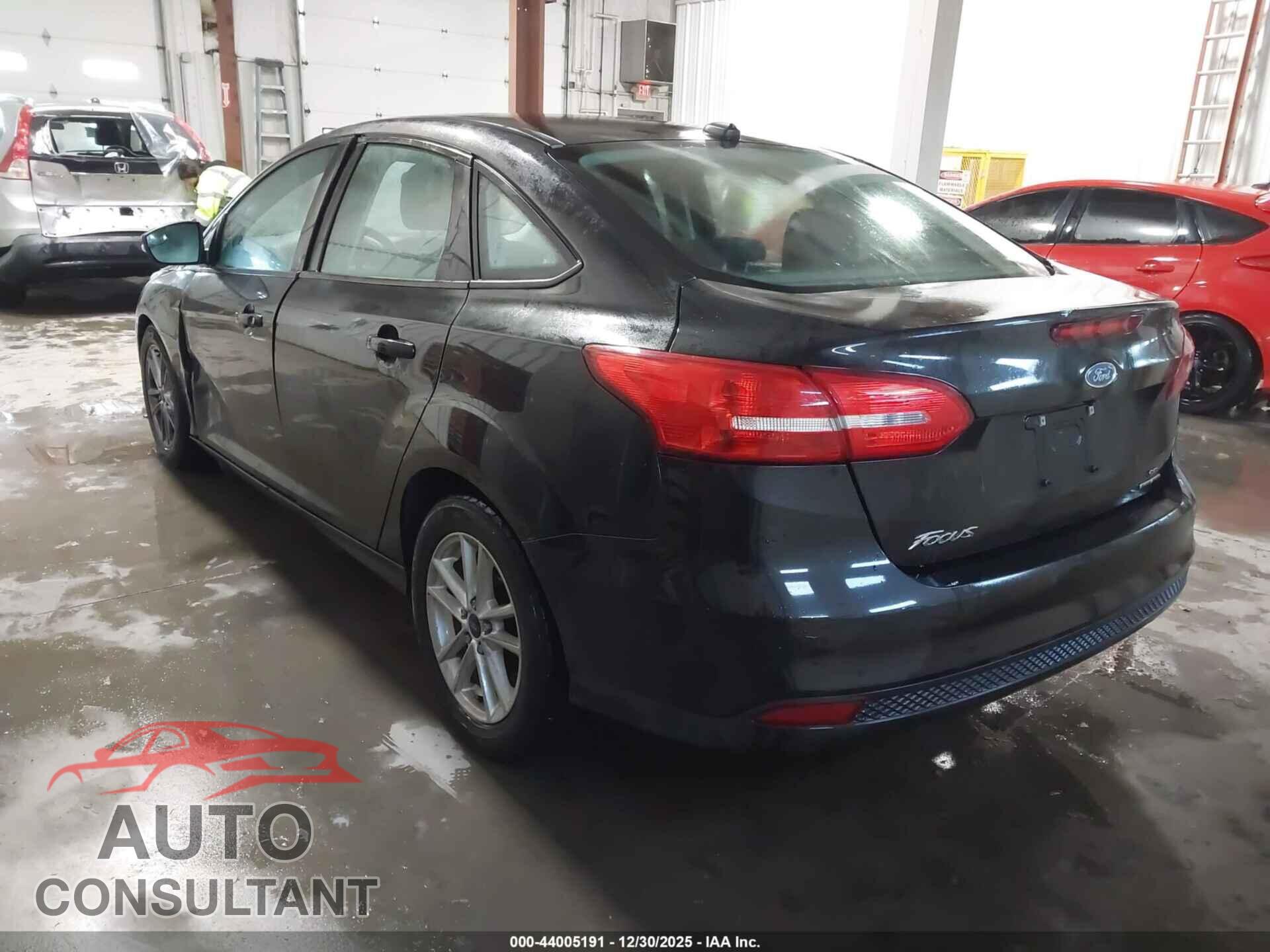 FORD FOCUS 2015 - 1FADP3F2XFL348084