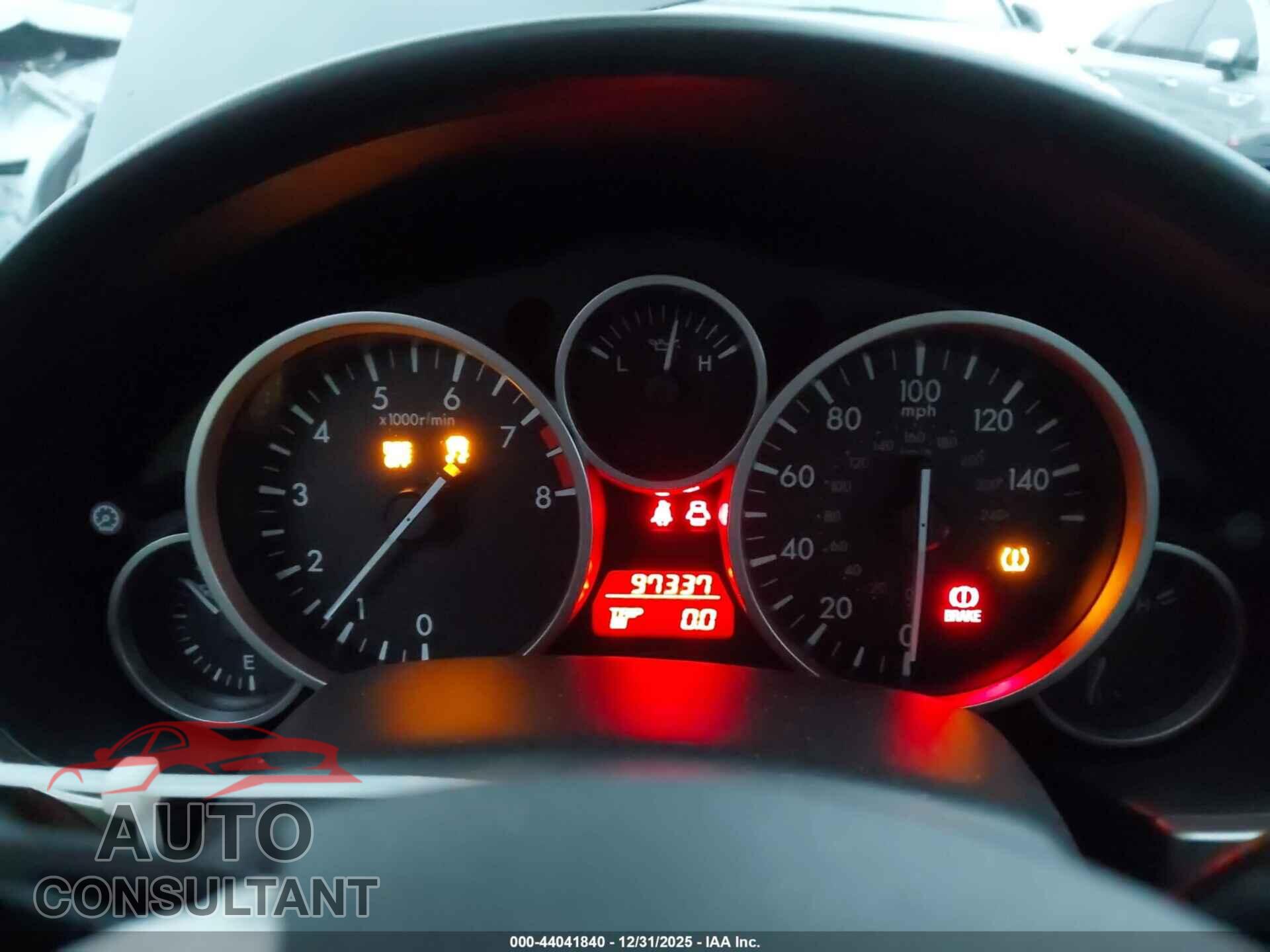 MAZDA MX-5 MIATA 2011 - JM1NC2PF4B0214267