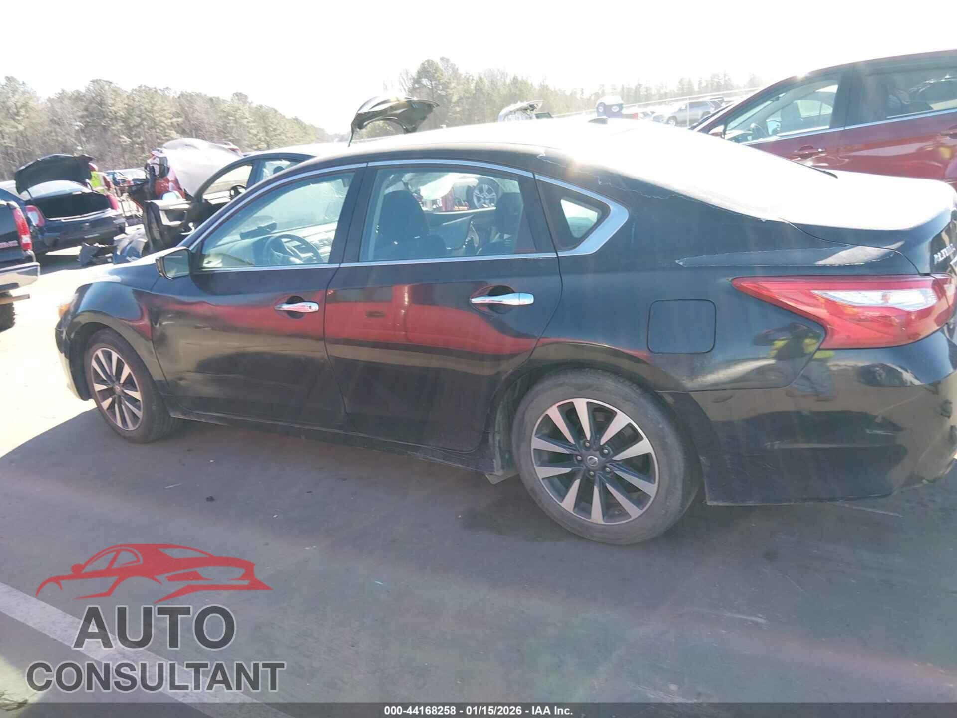 NISSAN ALTIMA 2017 - 1N4AL3AP9HC242570