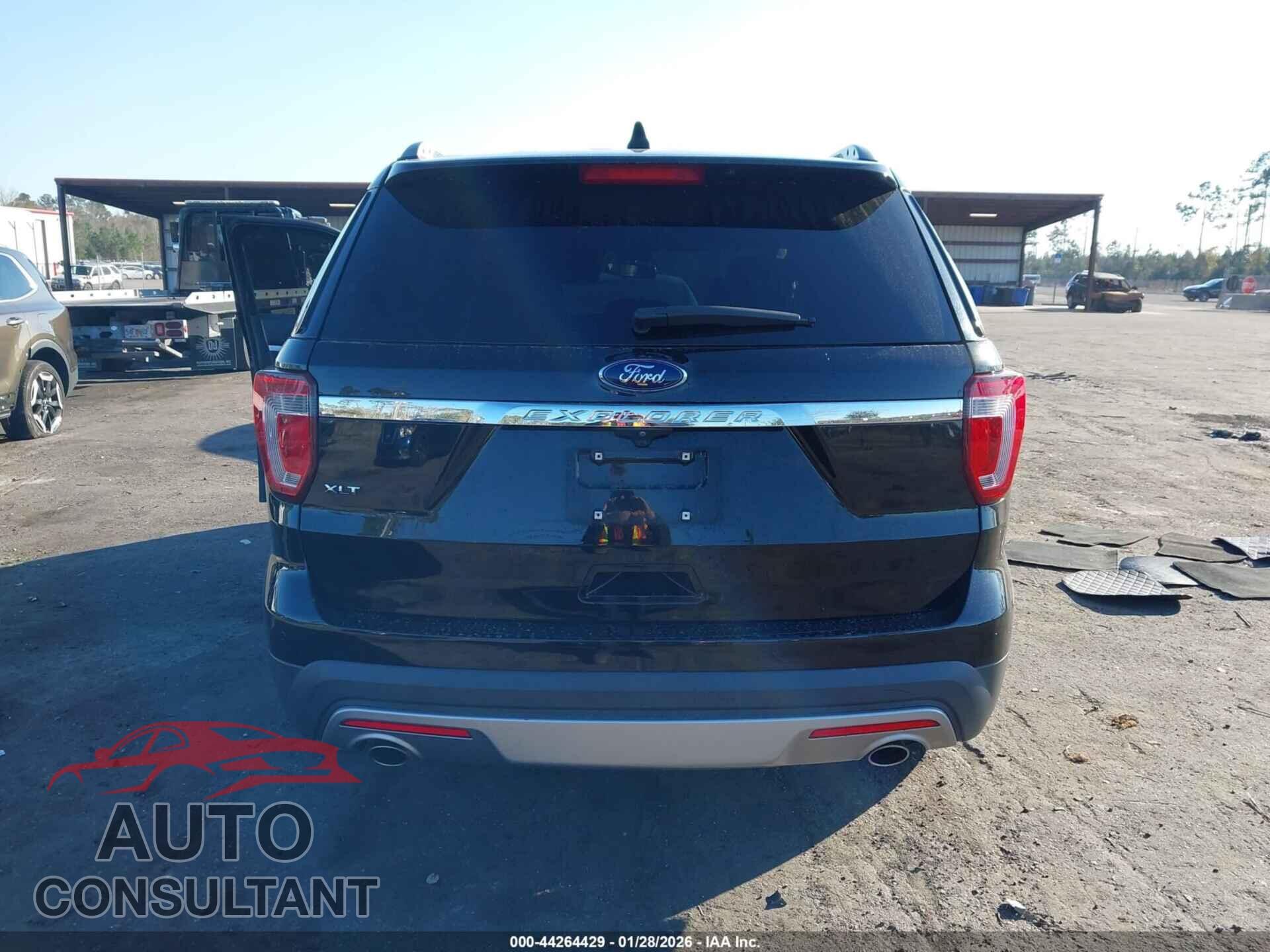FORD EXPLORER 2017 - 1FM5K7D83HGE33674