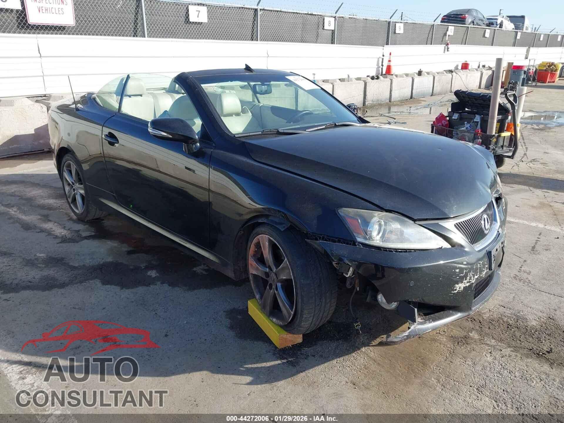LEXUS IS 250C 2012 - JTHFF2C22C2525988