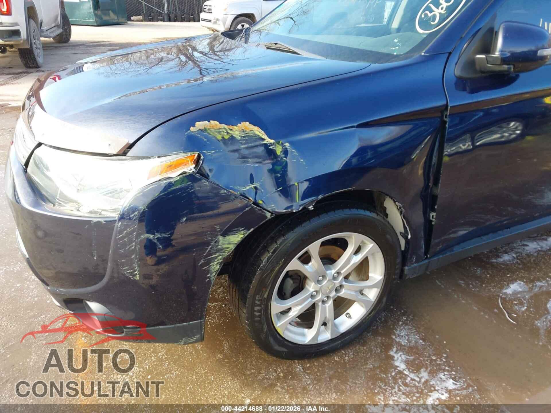 MITSUBISHI OUTLANDER 2014 - JA4AD3A38EZ017208