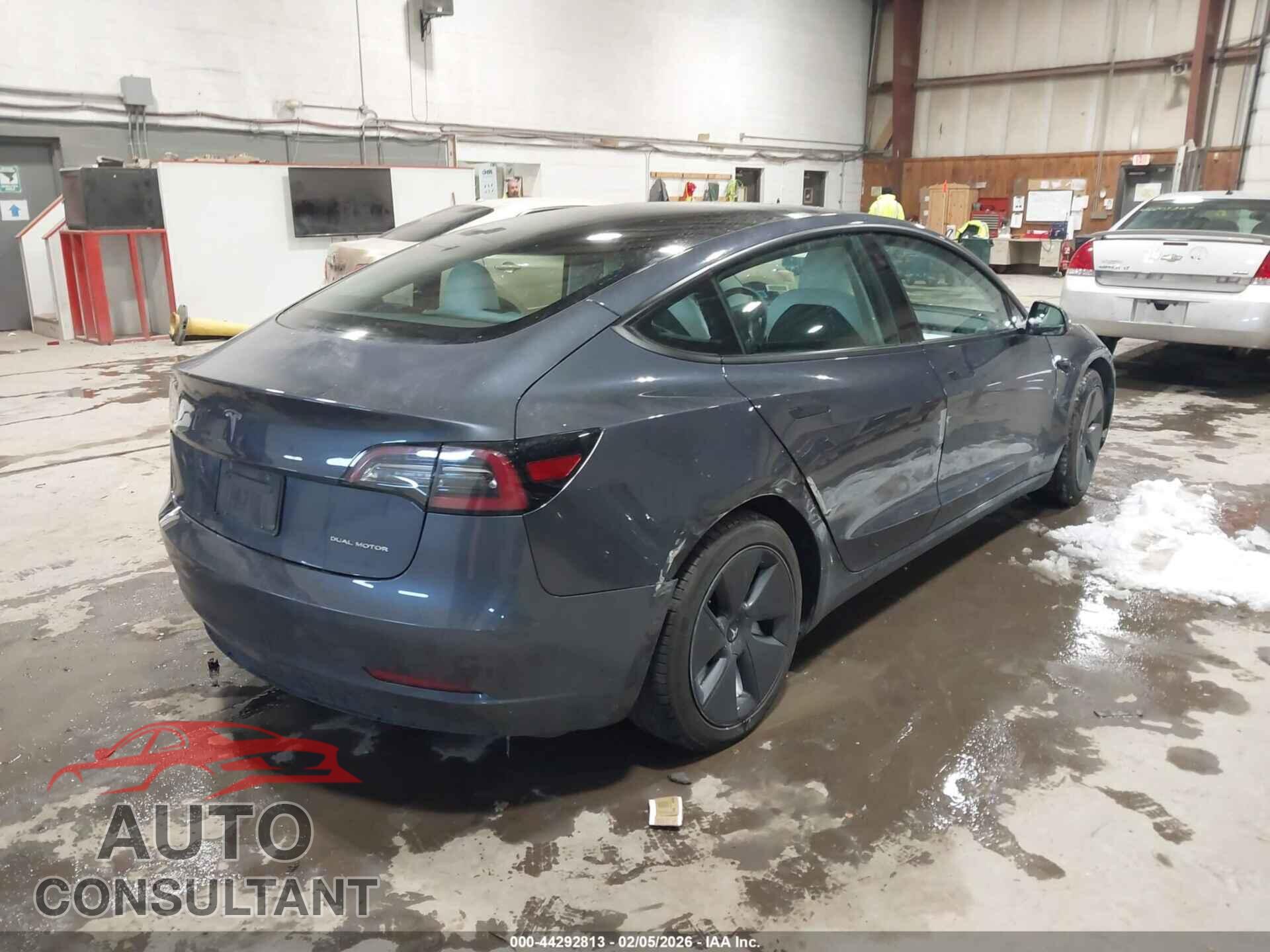 TESLA MODEL 3 2022 - 5YJ3E1EB5NF194290