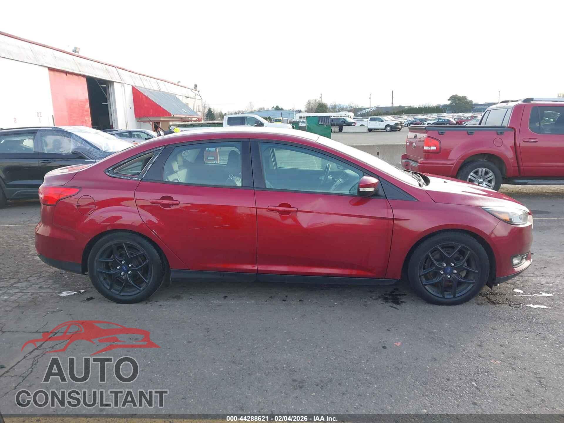 FORD FOCUS 2016 - 1FADP3F22GL237689