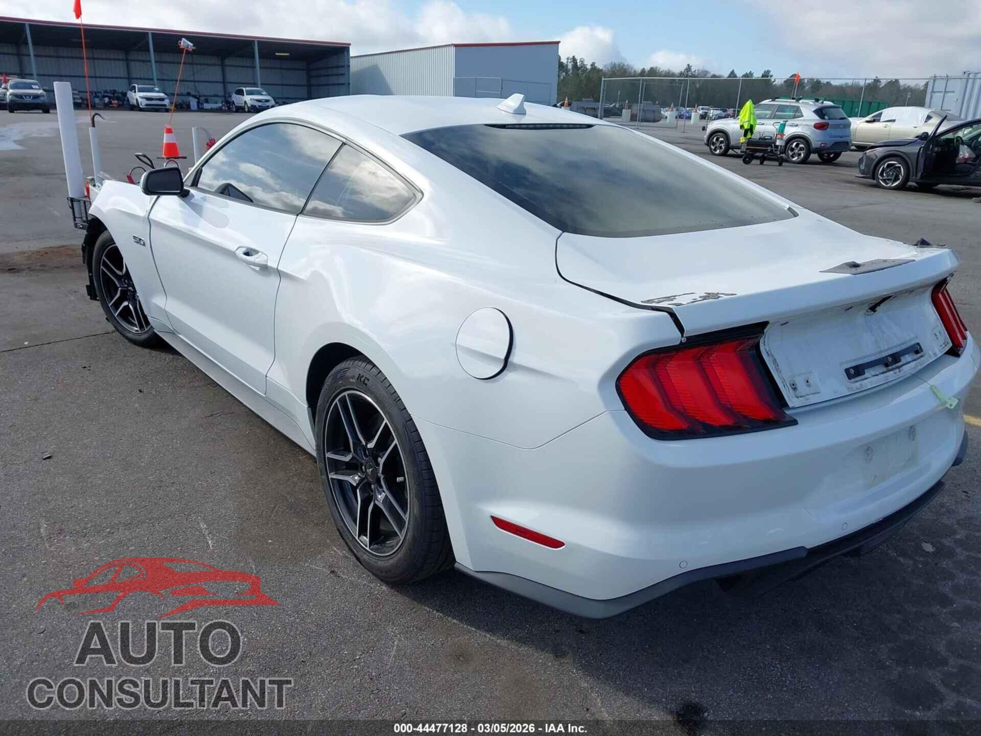 FORD MUSTANG 2021 - 1FA6P8CFXM5151950