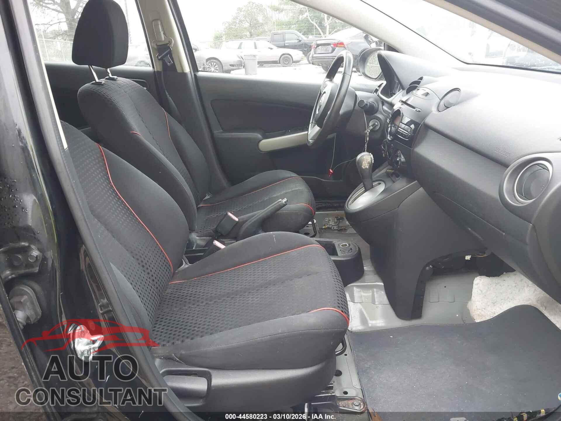 MAZDA MAZDA2 2012 - JM1DE1LZ1C0135320