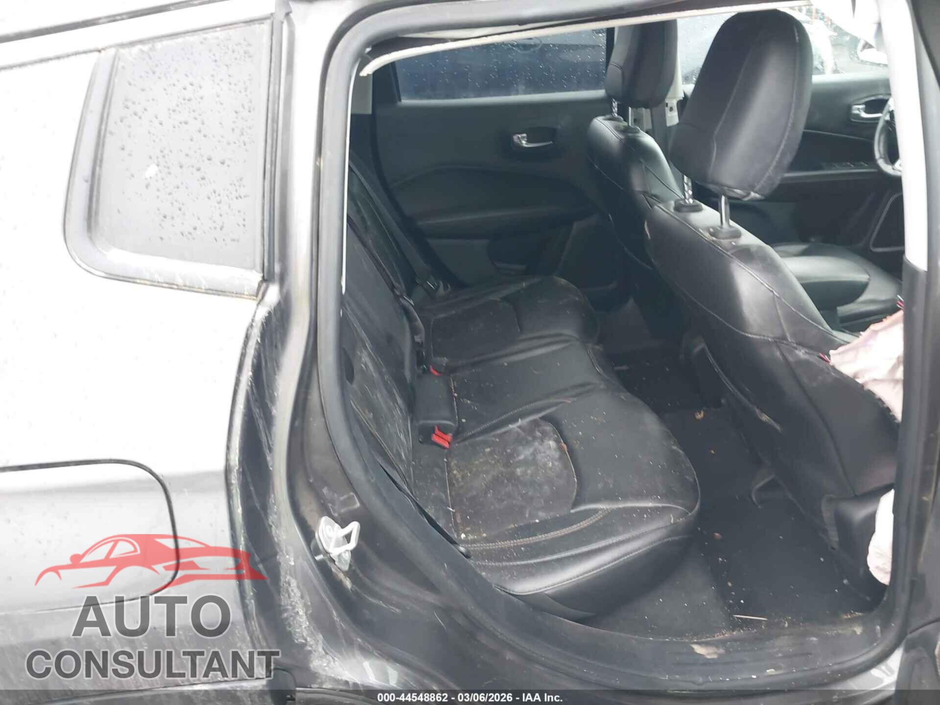 JEEP COMPASS 2018 - 3C4NJDBB1JT199976