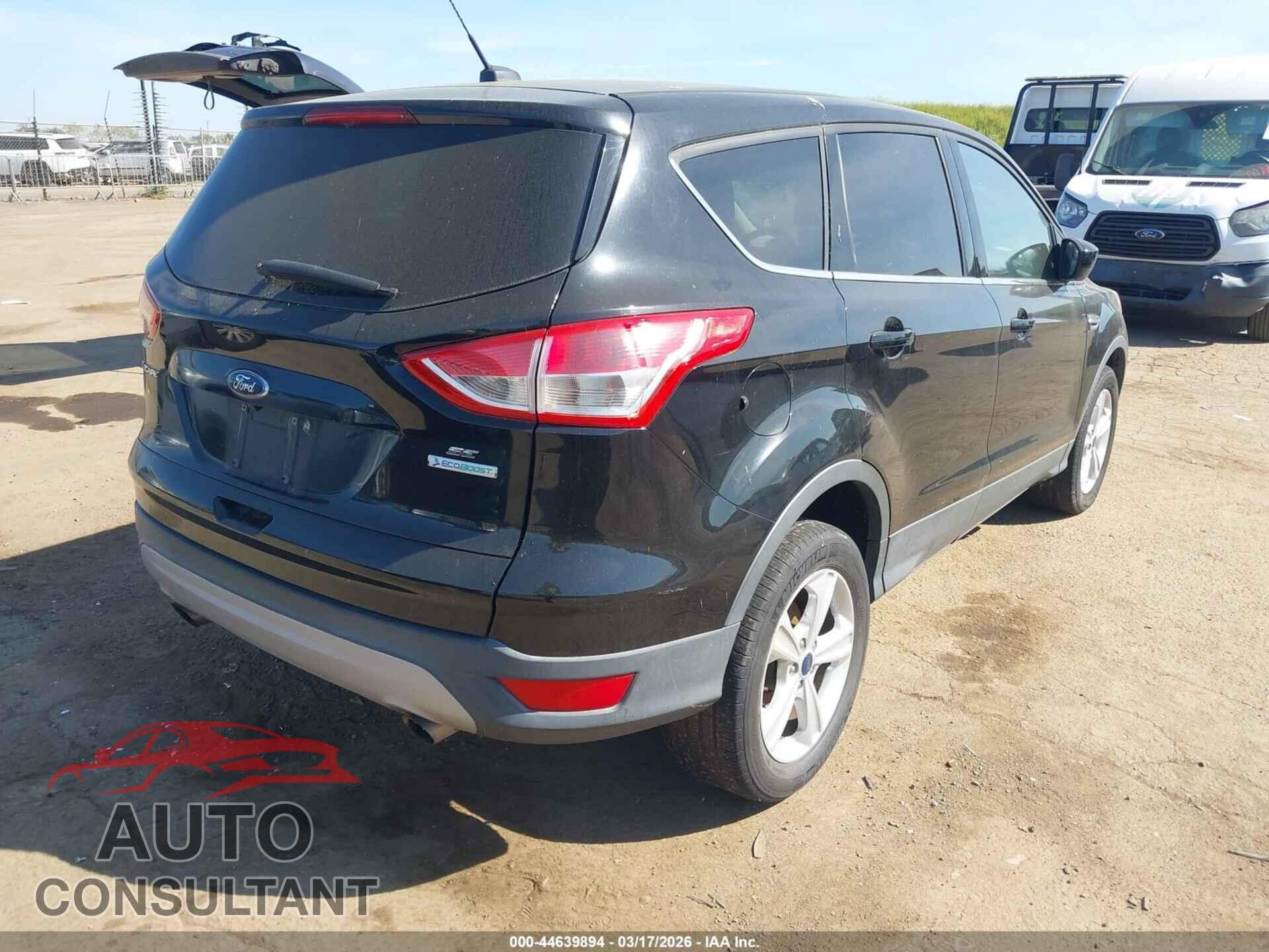 FORD ESCAPE 2016 - 1FMCU0GX2GUC83021