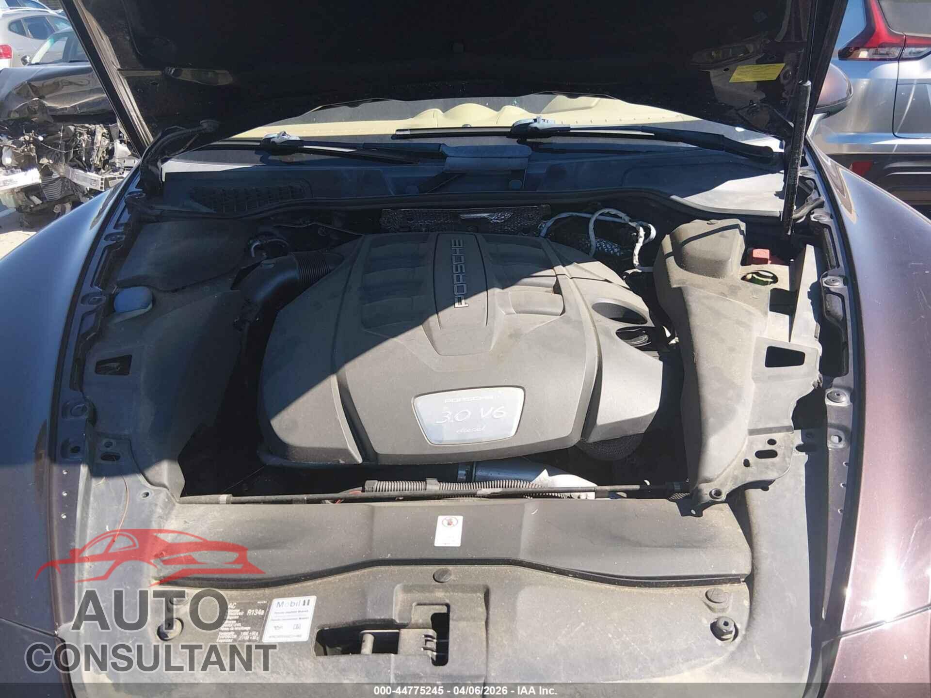 PORSCHE CAYENNE 2014 - WP1AF2A28ELA37669