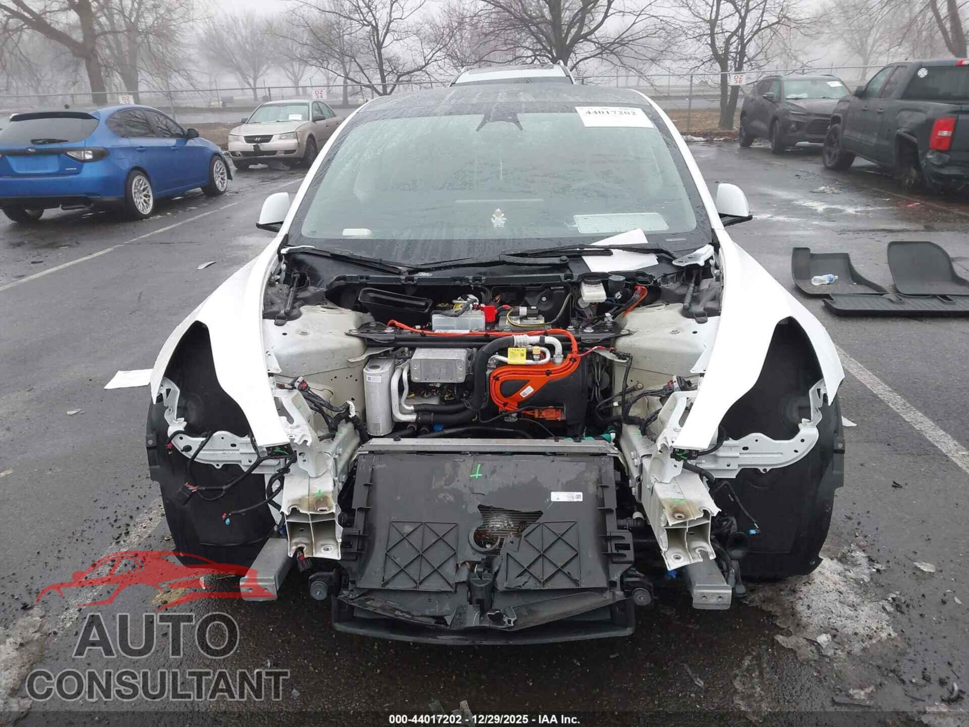 TESLA MODEL 3 2023 - 5YJ3E1EA8PF652351