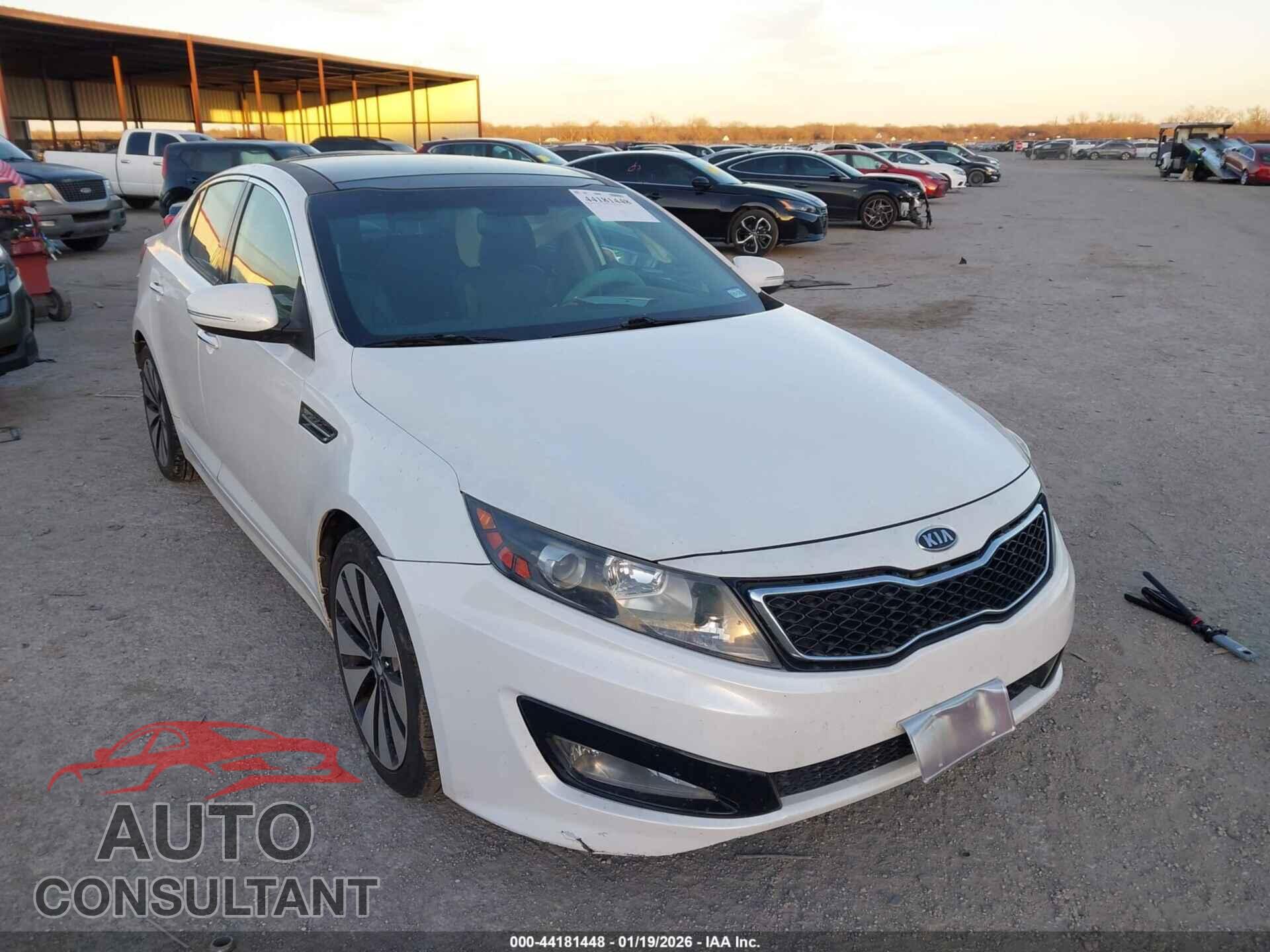 KIA OPTIMA 2012 - 5XXGR4A63CG011978