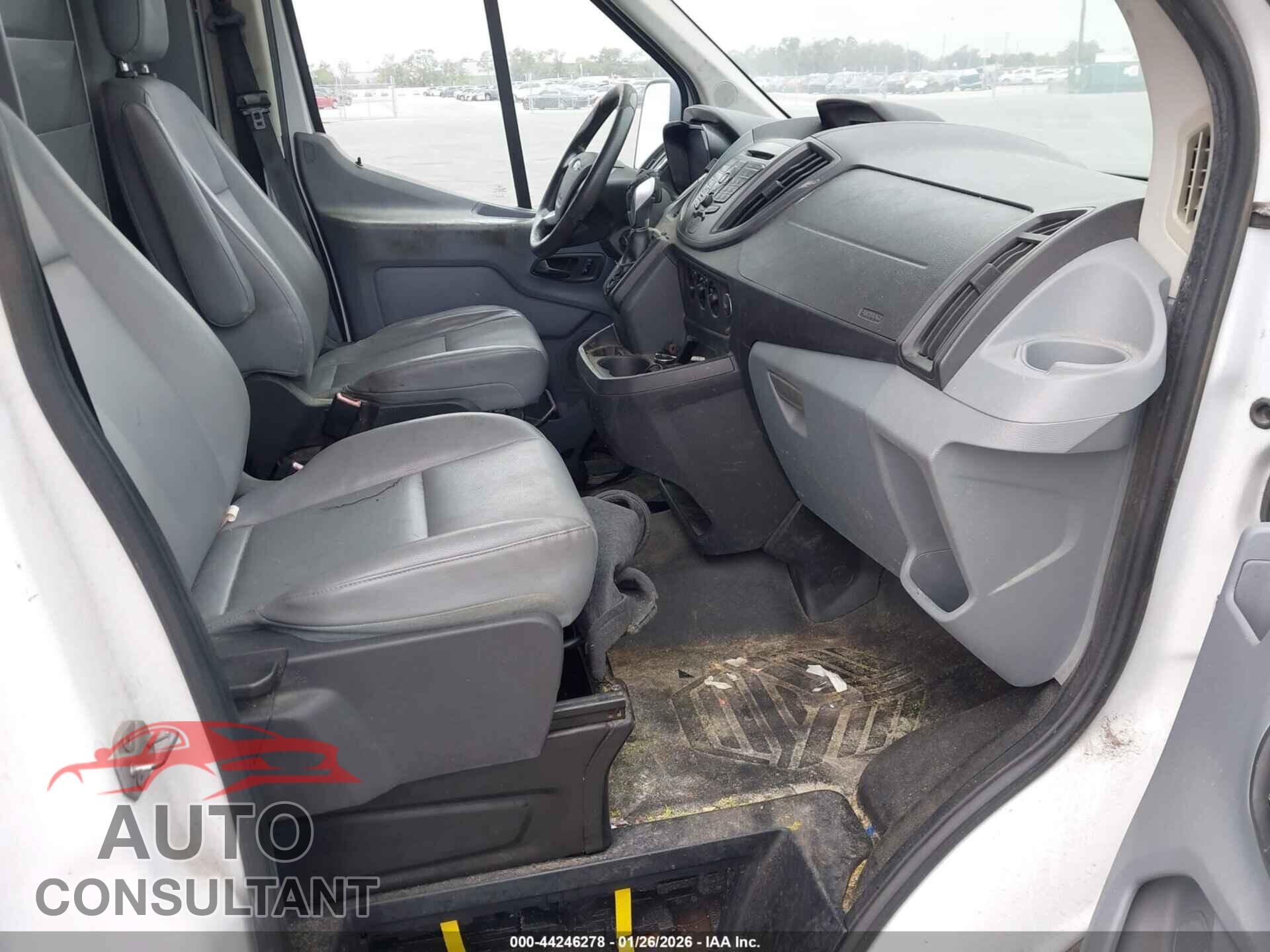 FORD TRANSIT-250 2015 - 1FTNR2CG2FKA38620