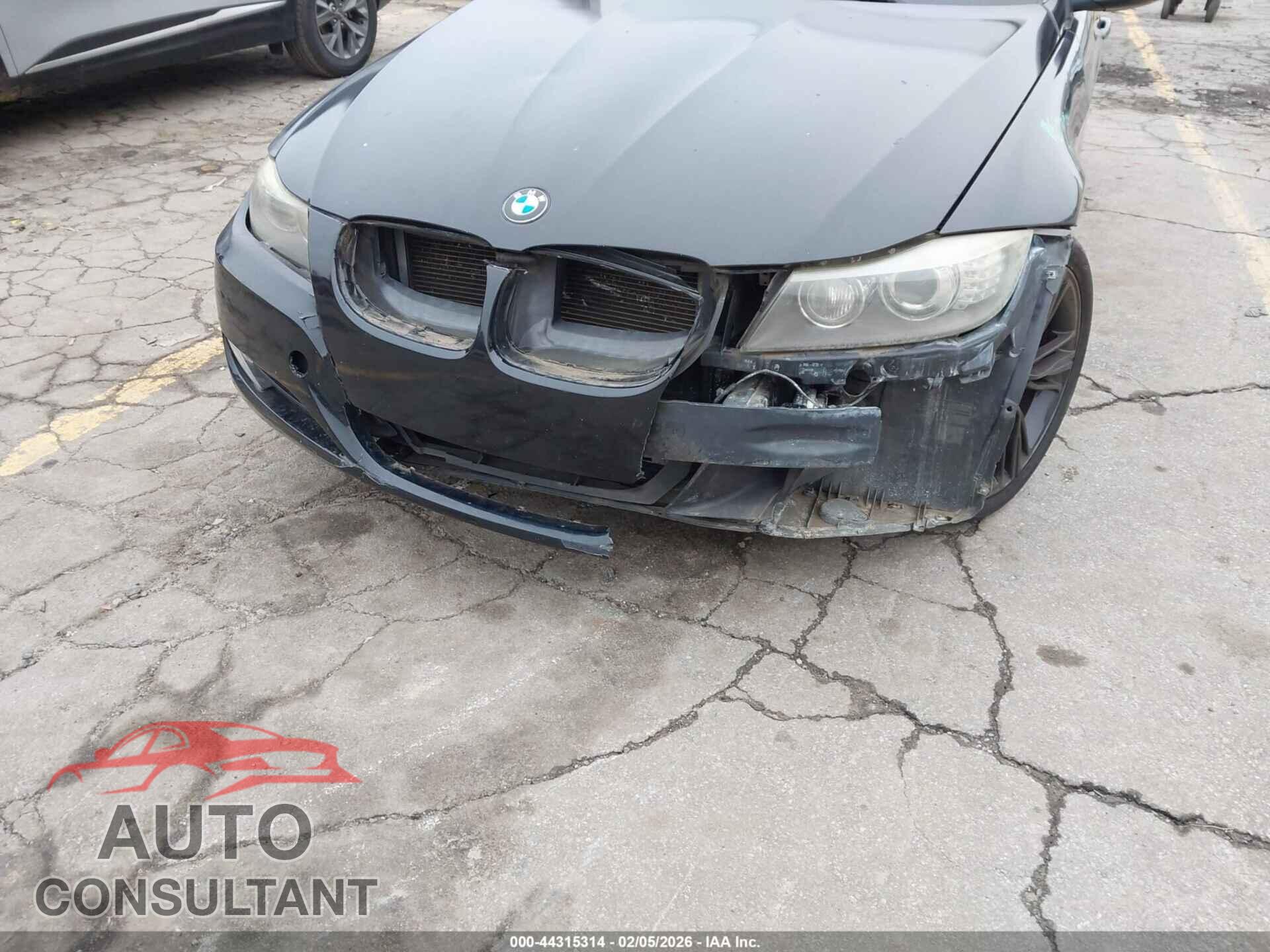 BMW 328I 2011 - WBAPH7C57BA801543