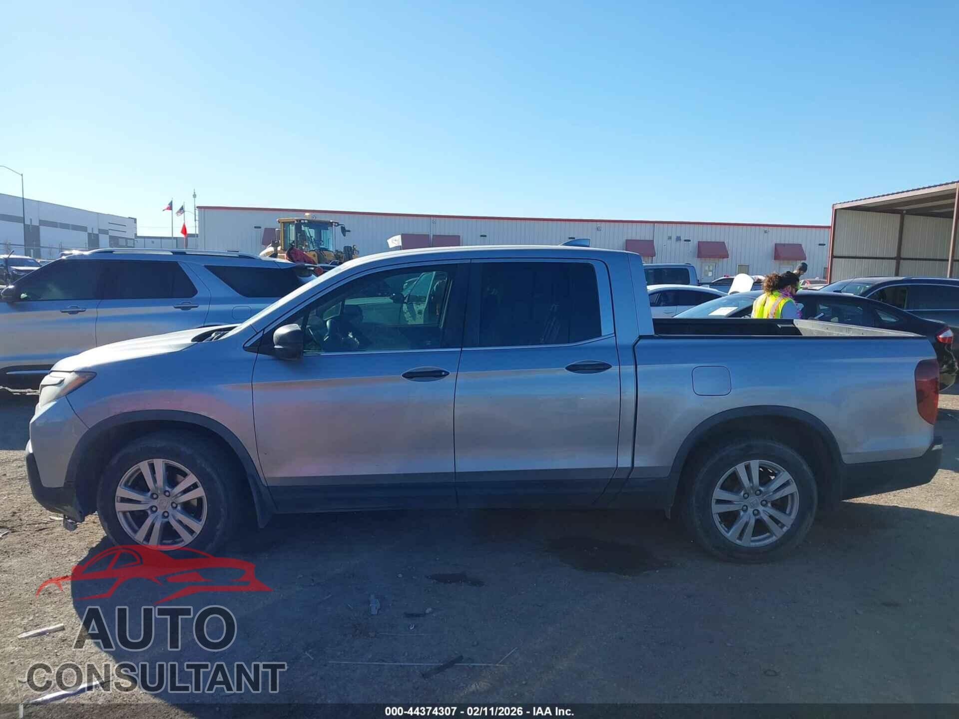 HONDA RIDGELINE 2019 - 5FPYK2F21KB005754