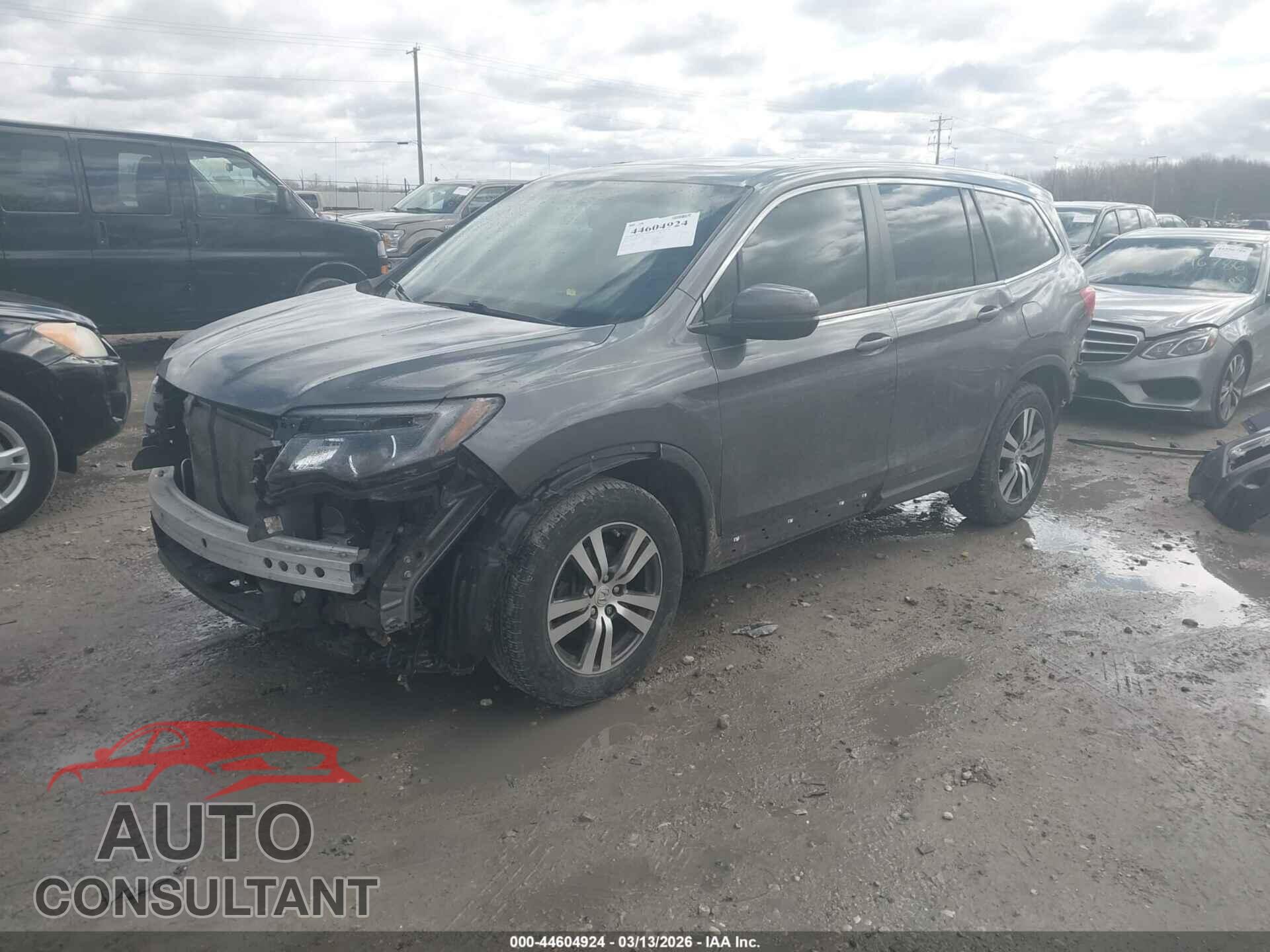 HONDA PILOT 2016 - 5FNYF5H79GB010456