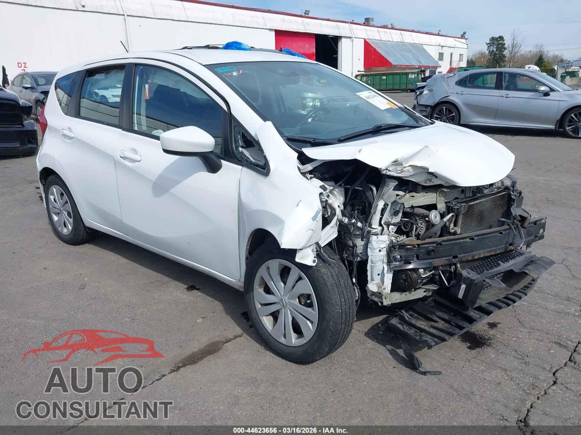 NISSAN VERSA NOTE 2017 - 3N1CE2CP8HL370472