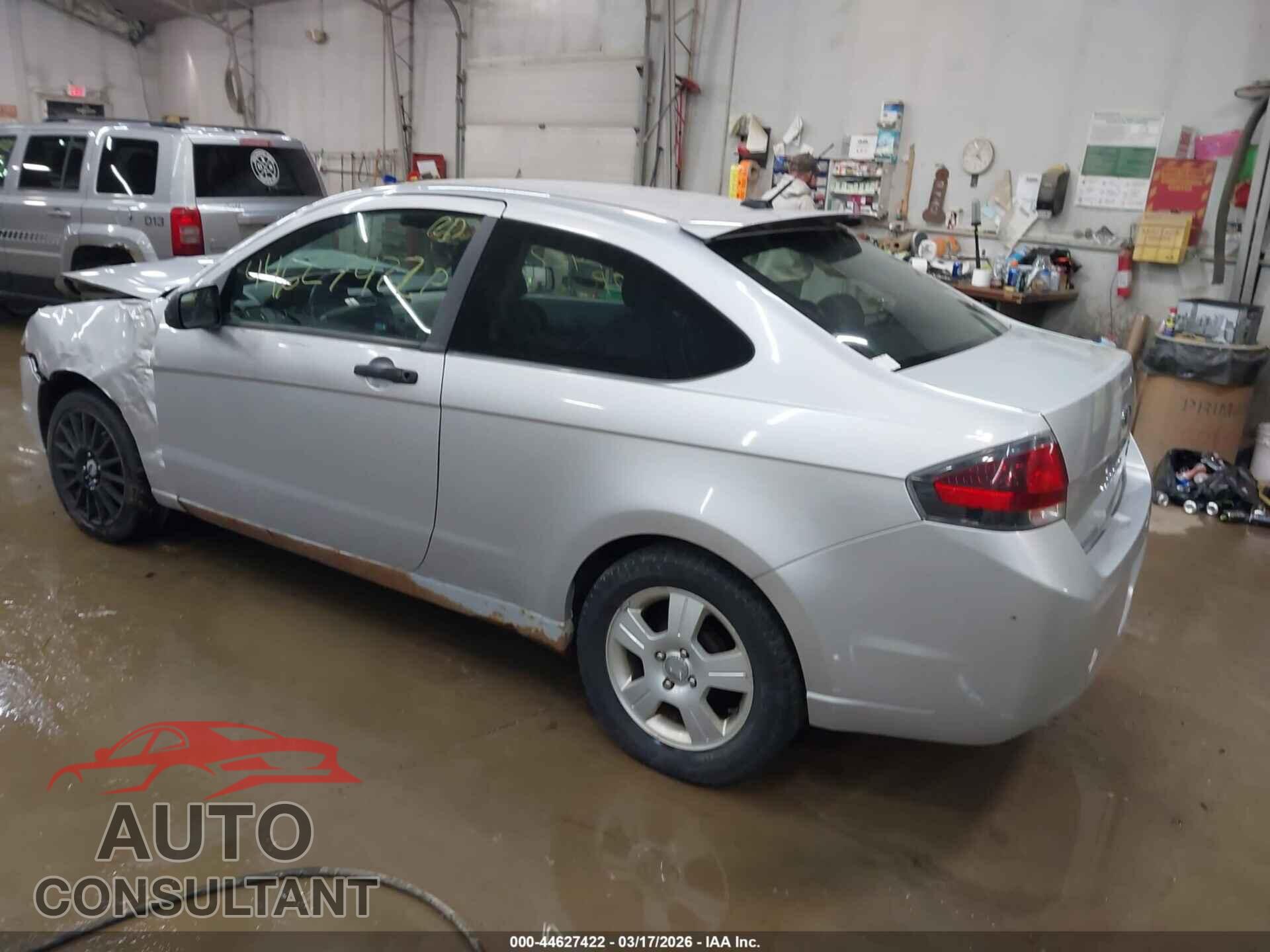FORD FOCUS 2010 - 1FAHP3DN8AW168835