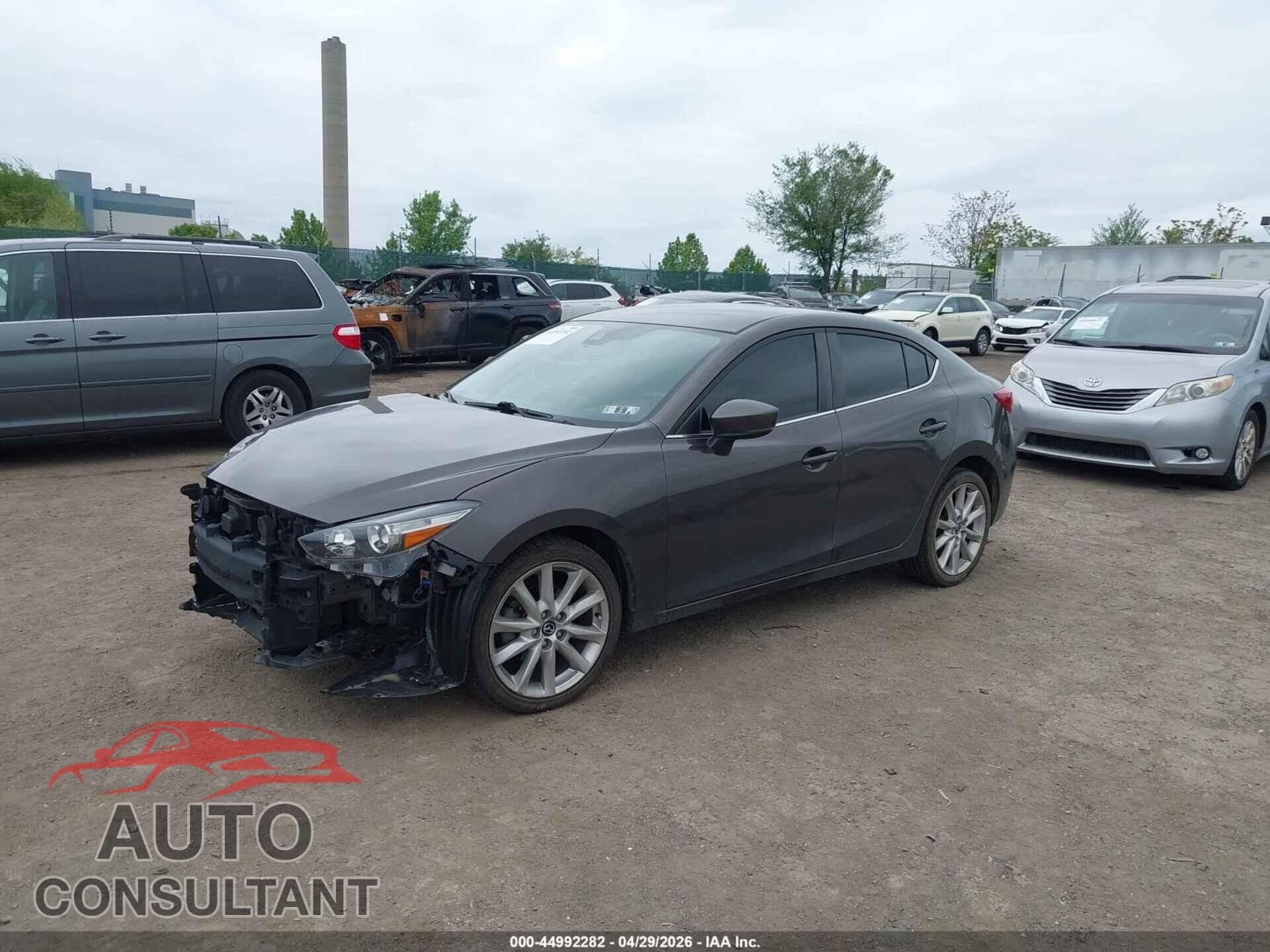 MAZDA MAZDA3 2017 - 3MZBN1V70HM110641