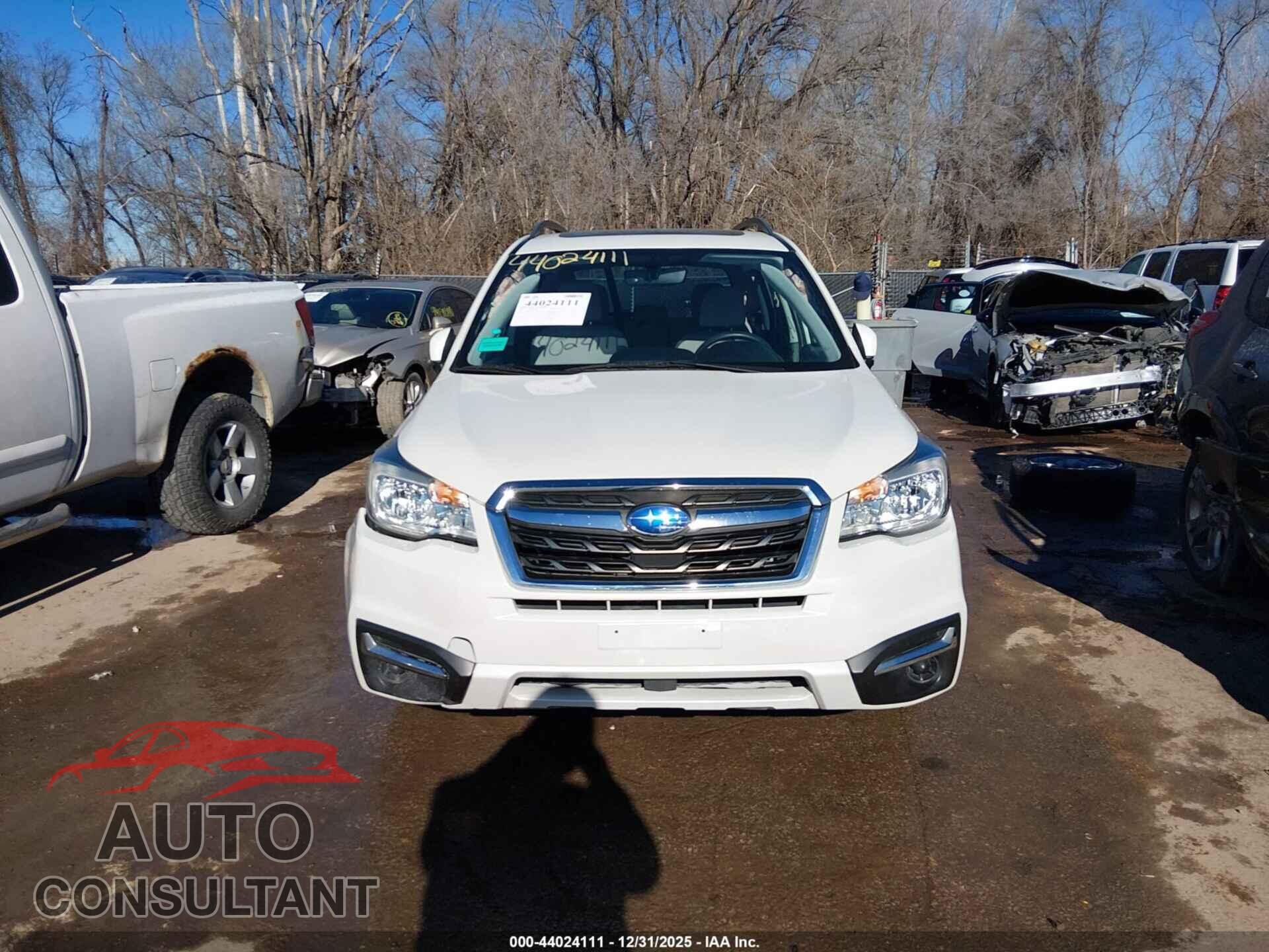 SUBARU FORESTER 2017 - JF2SJAEC8HH477854
