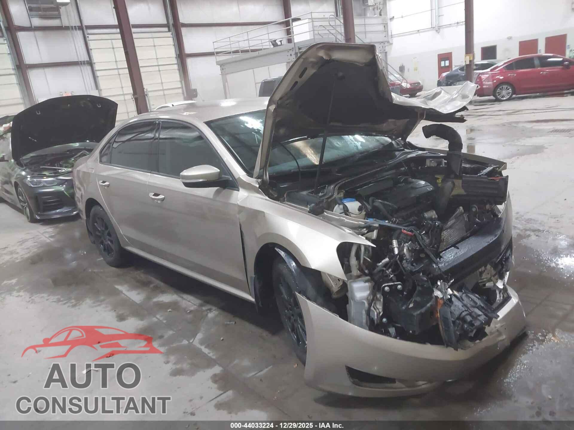 VOLKSWAGEN PASSAT 2015 - 1VWAS7A36FC062653