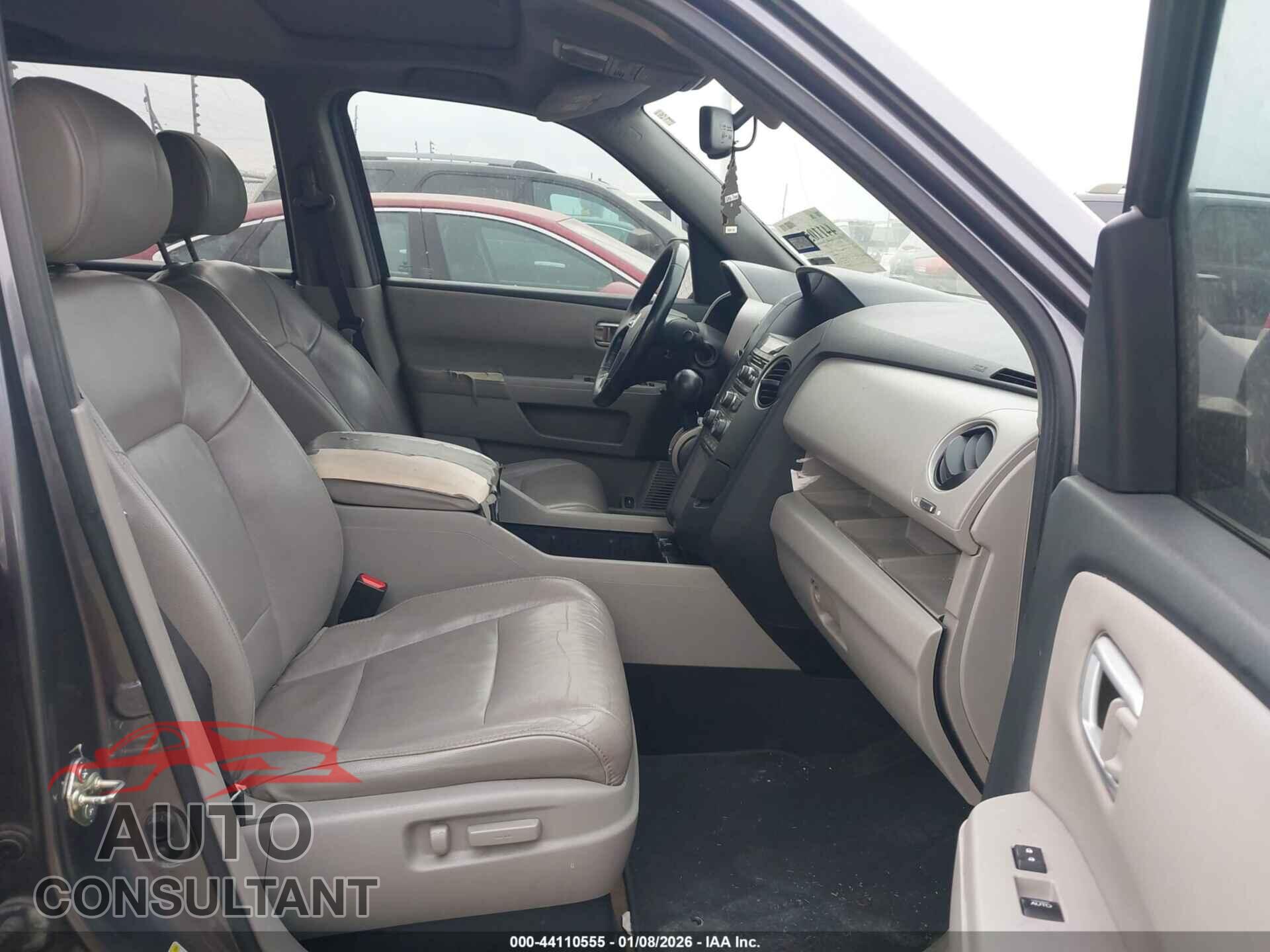 HONDA PILOT 2014 - 5FNYF4H5XEB005580