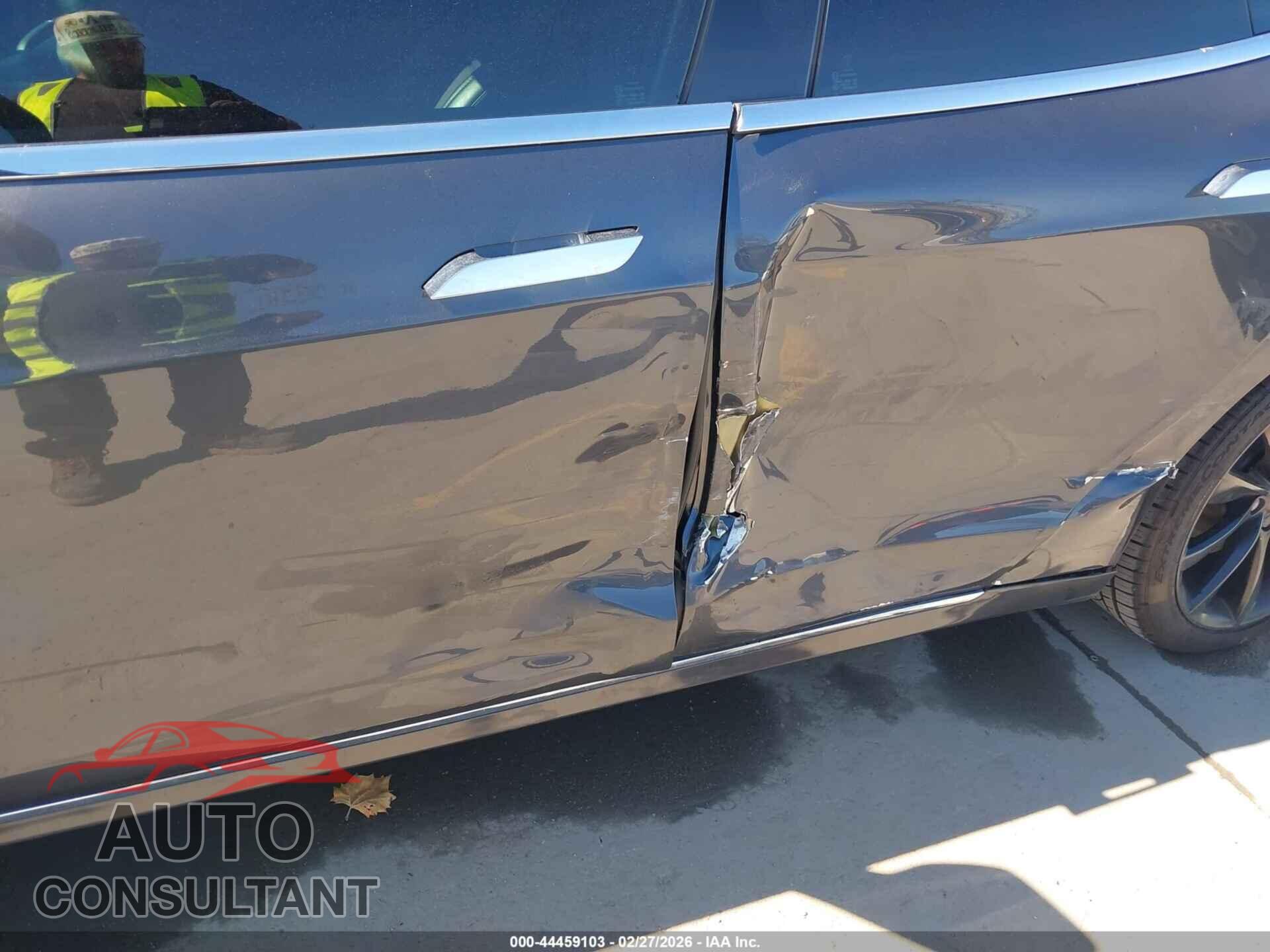 TESLA MODEL S 2018 - 5YJSA1E20JF269740