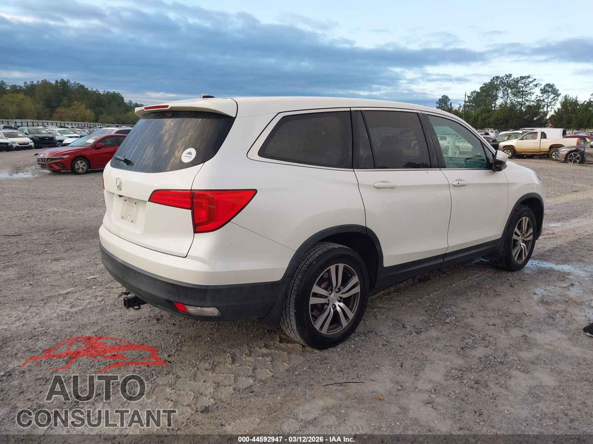 HONDA PILOT 2017 - 5FNYF5H54HB004869