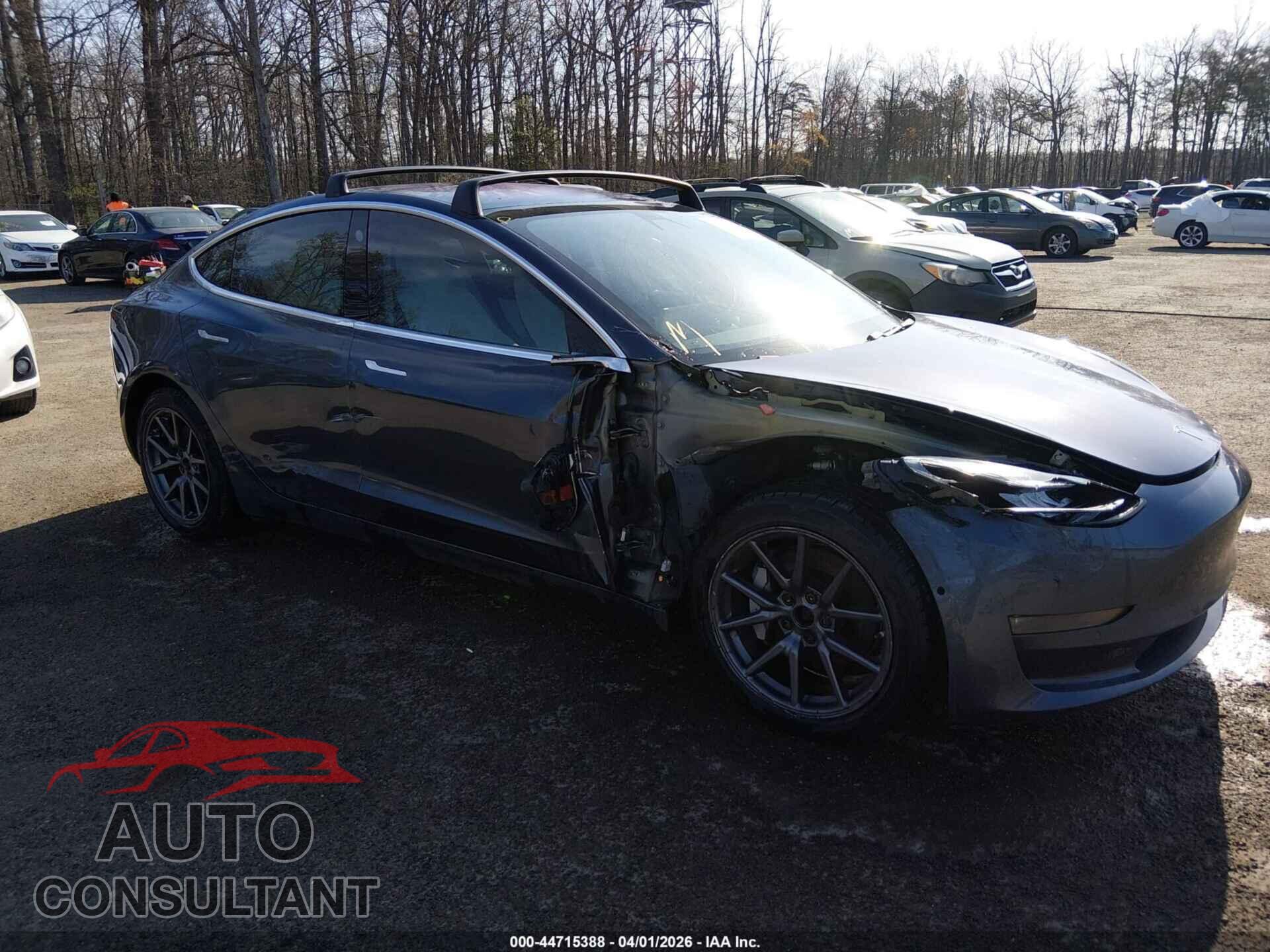 TESLA MODEL 3 2018 - 5YJ3E1EB8JF169815